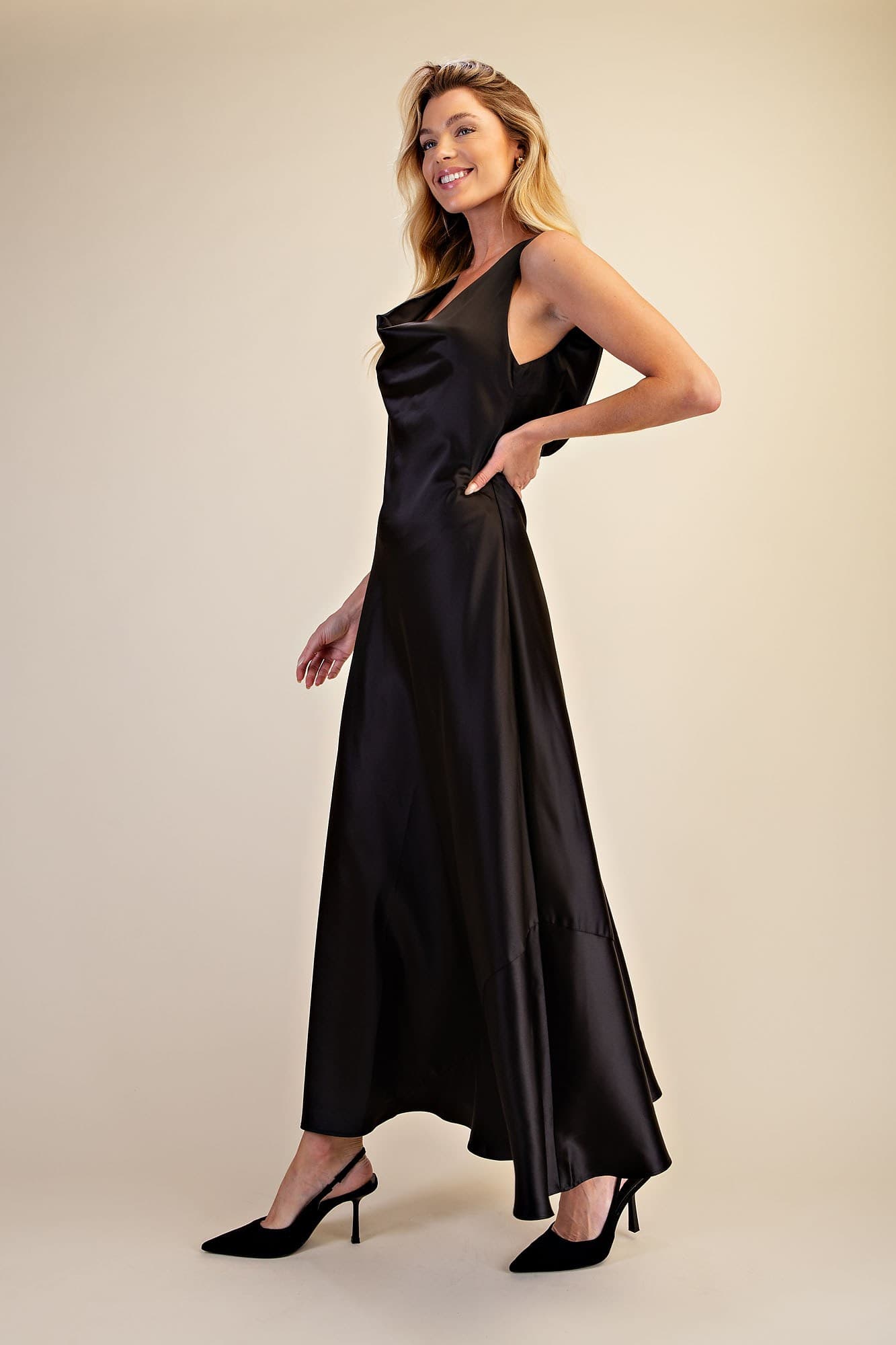 D9358 - BLACK