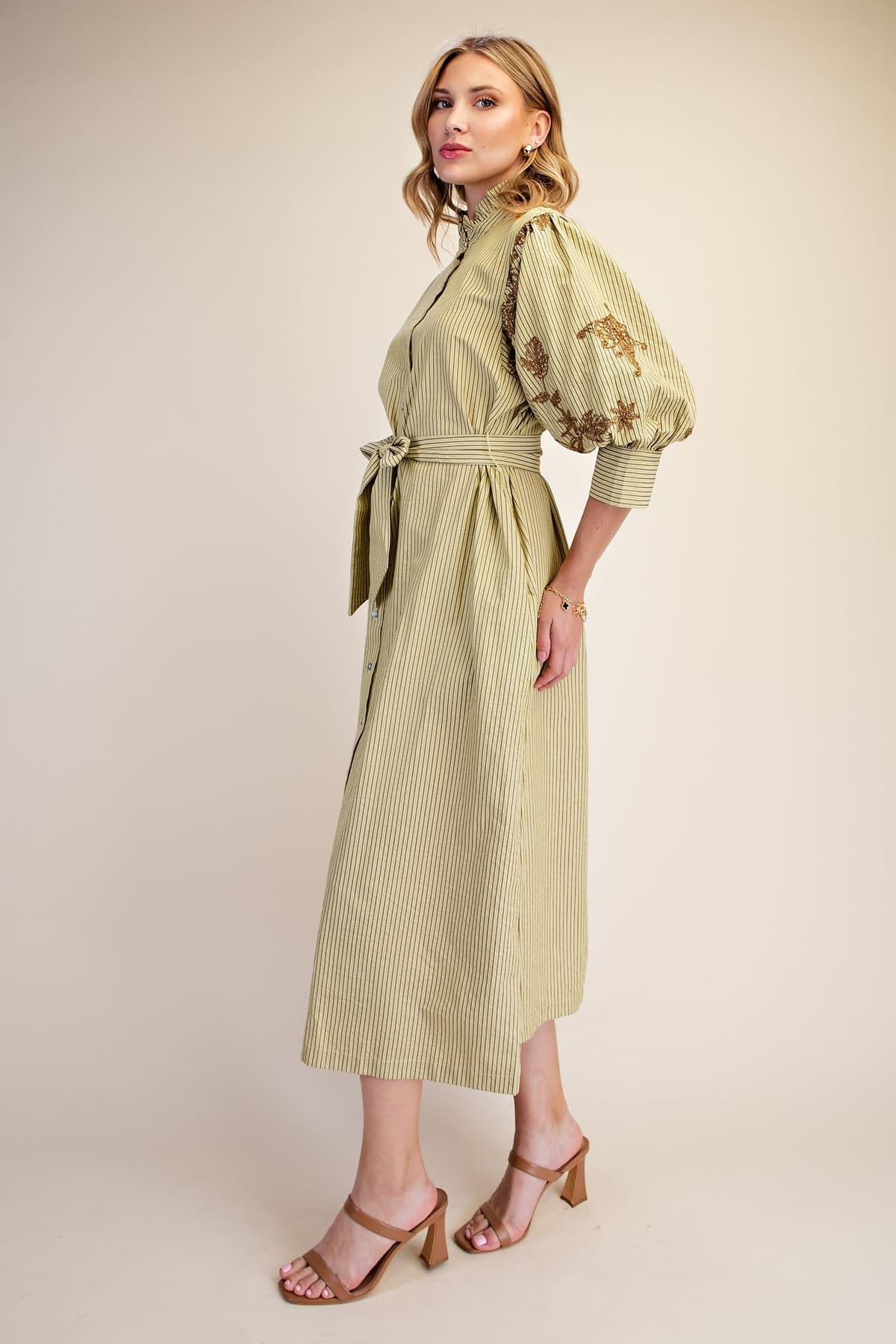 D8473 - OLIVE
