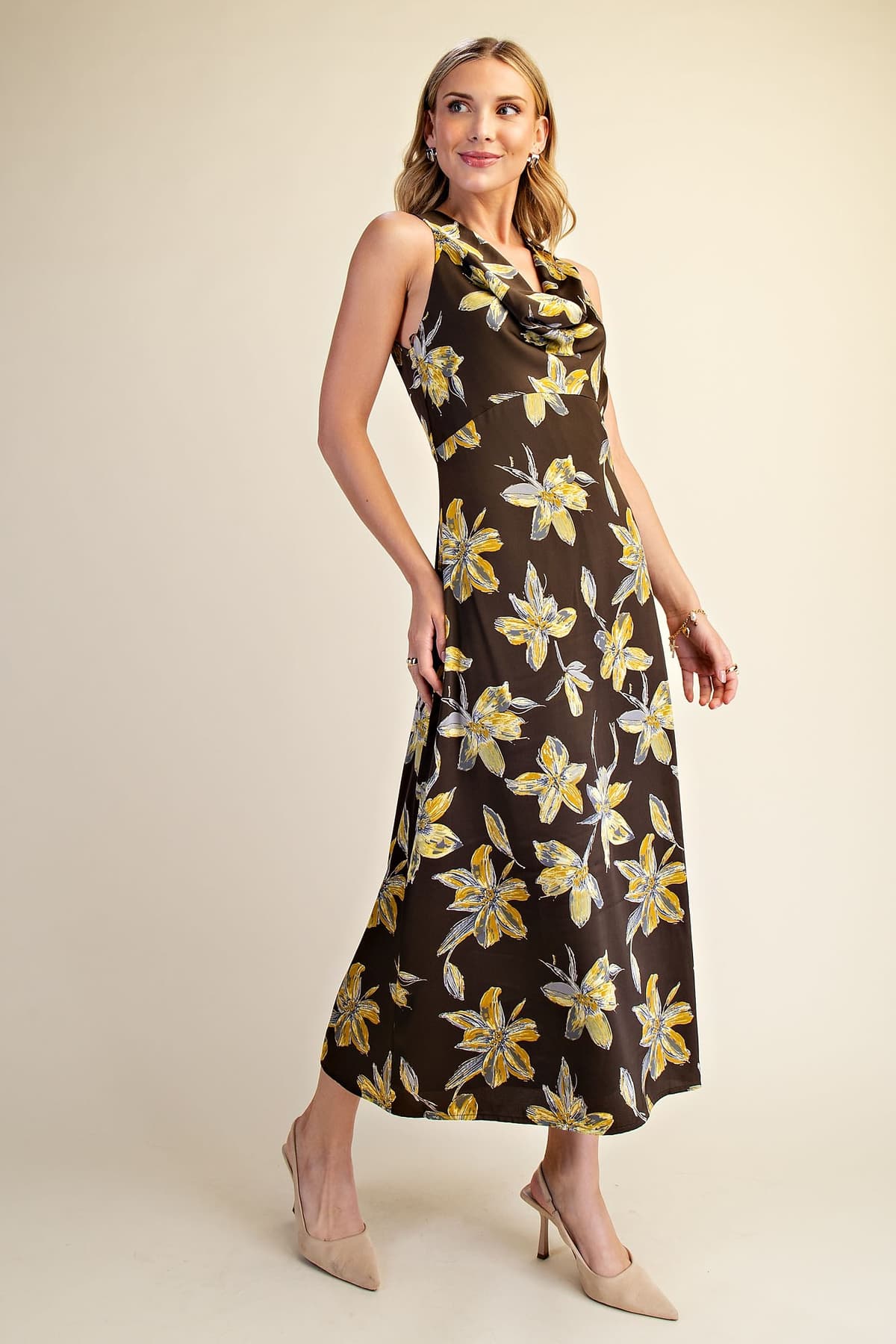 D8441 - BROWN