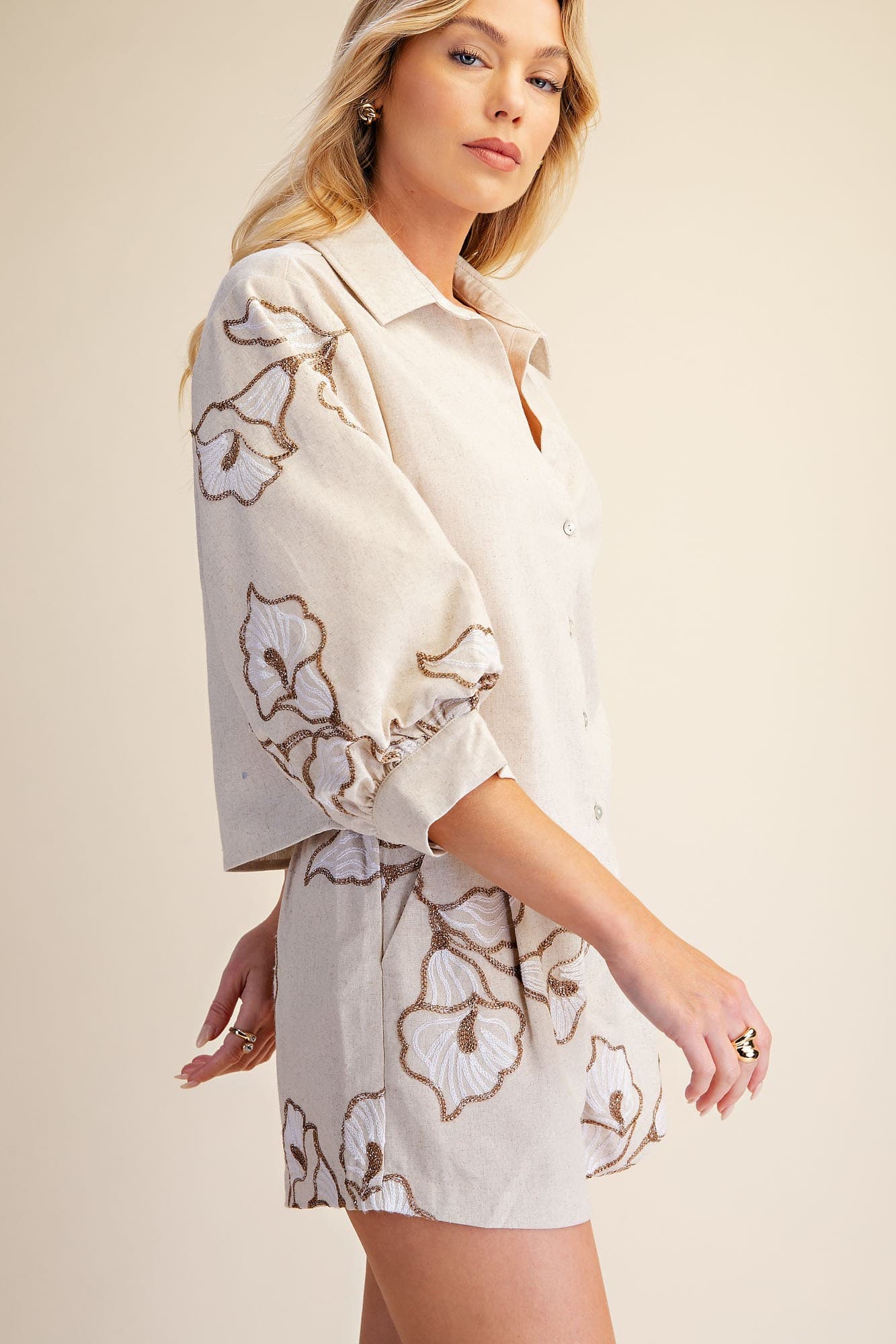 T8422 - IVORY
