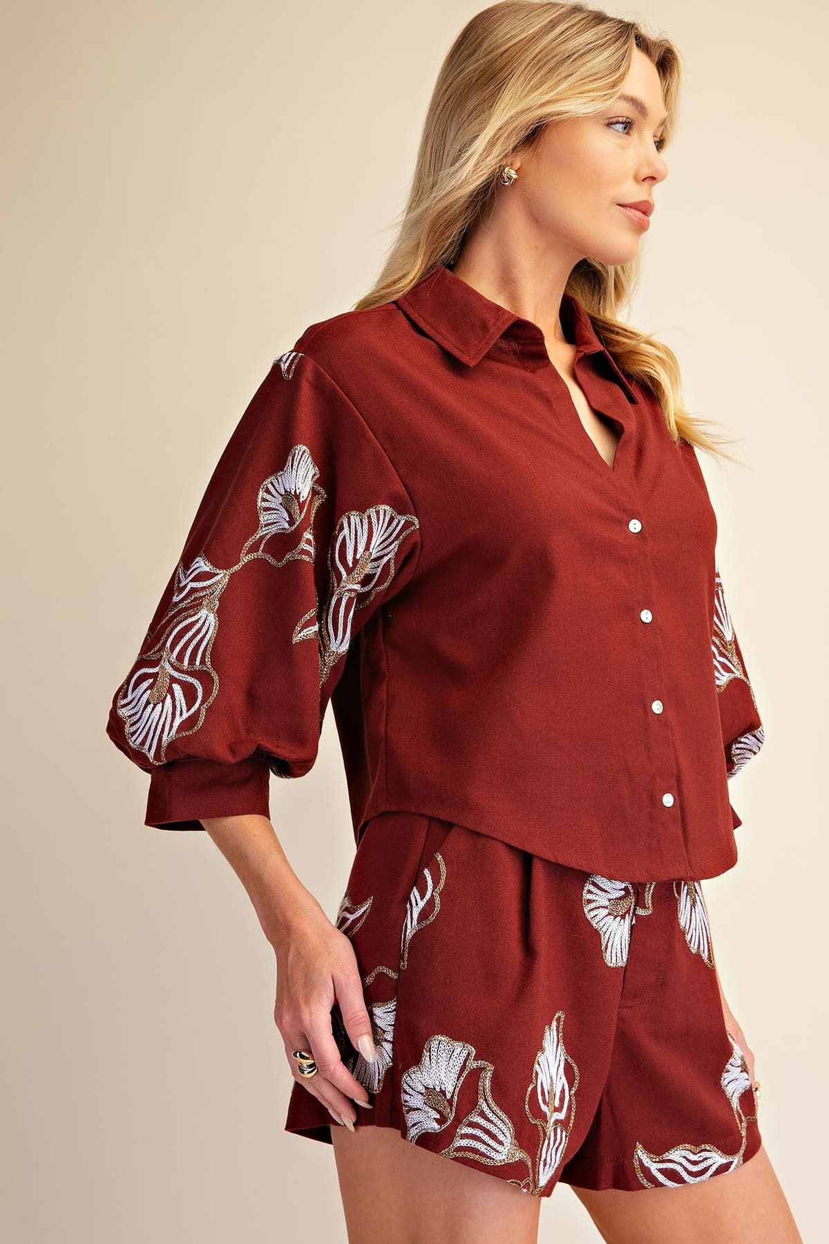 T8422 - BURGUNDY