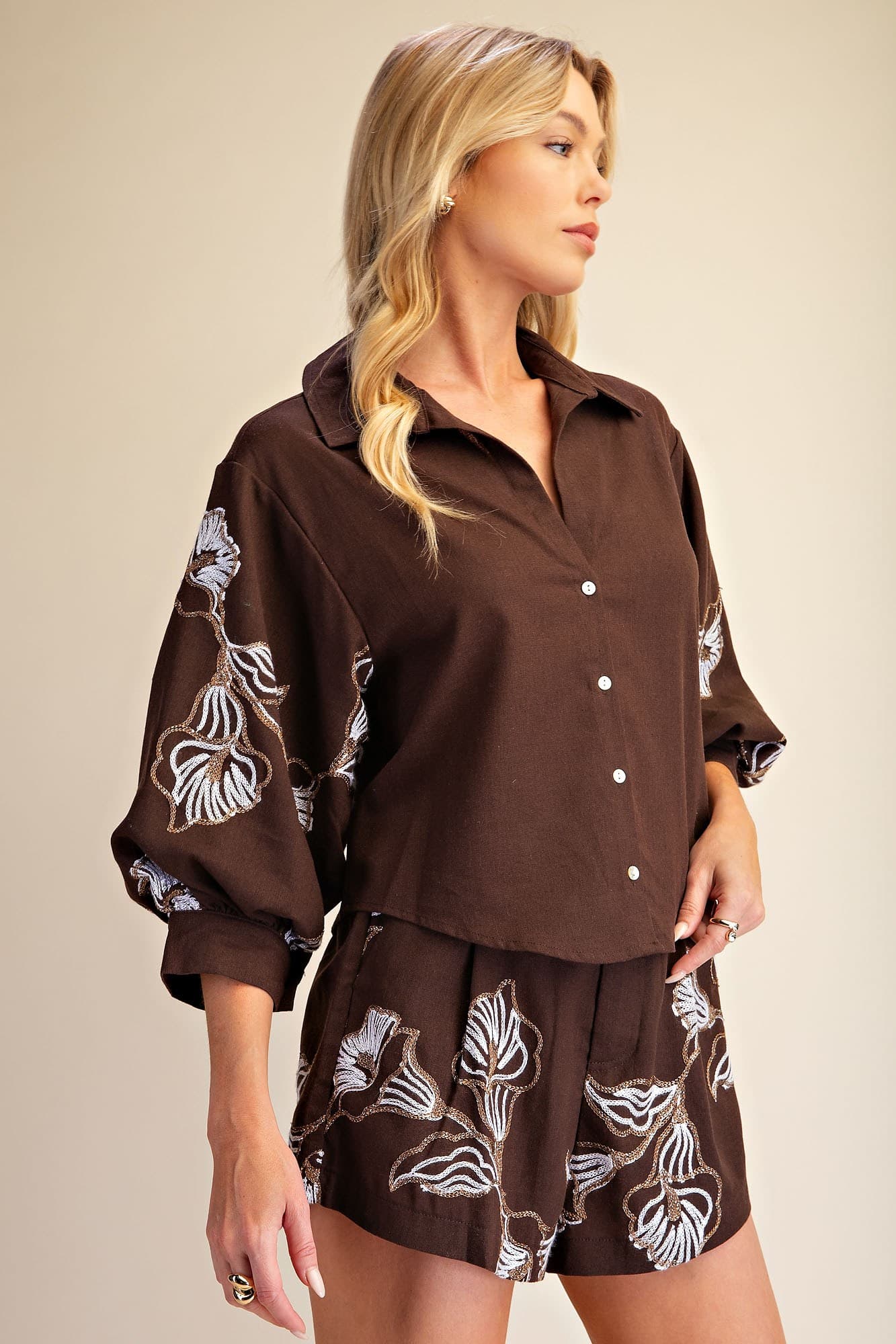 T8422 - BROWN
