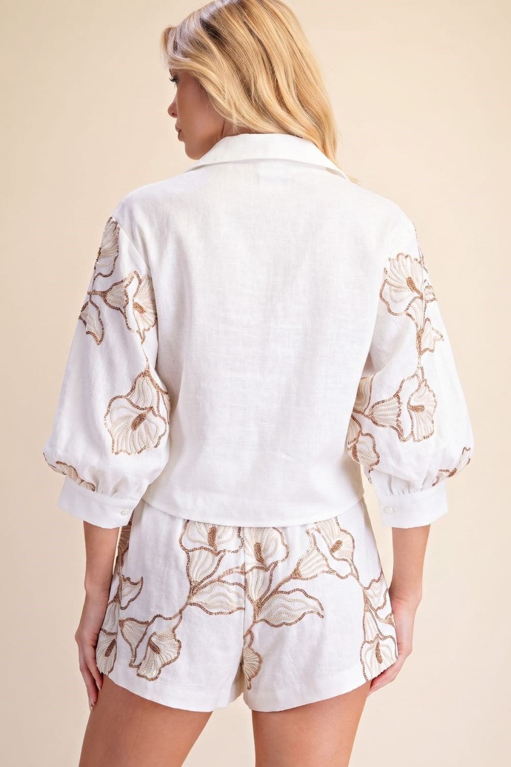 T8422 - WHITE