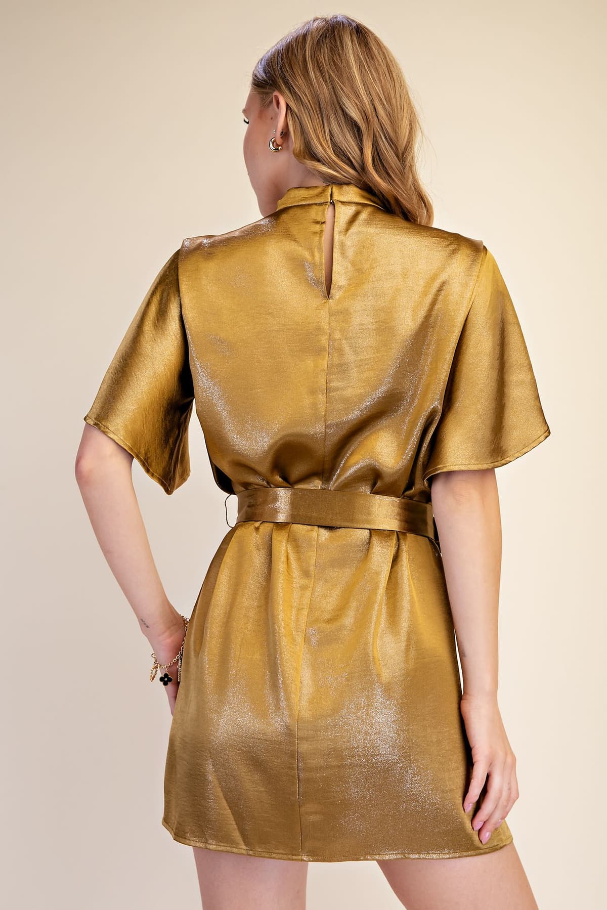 D8450 - GOLD