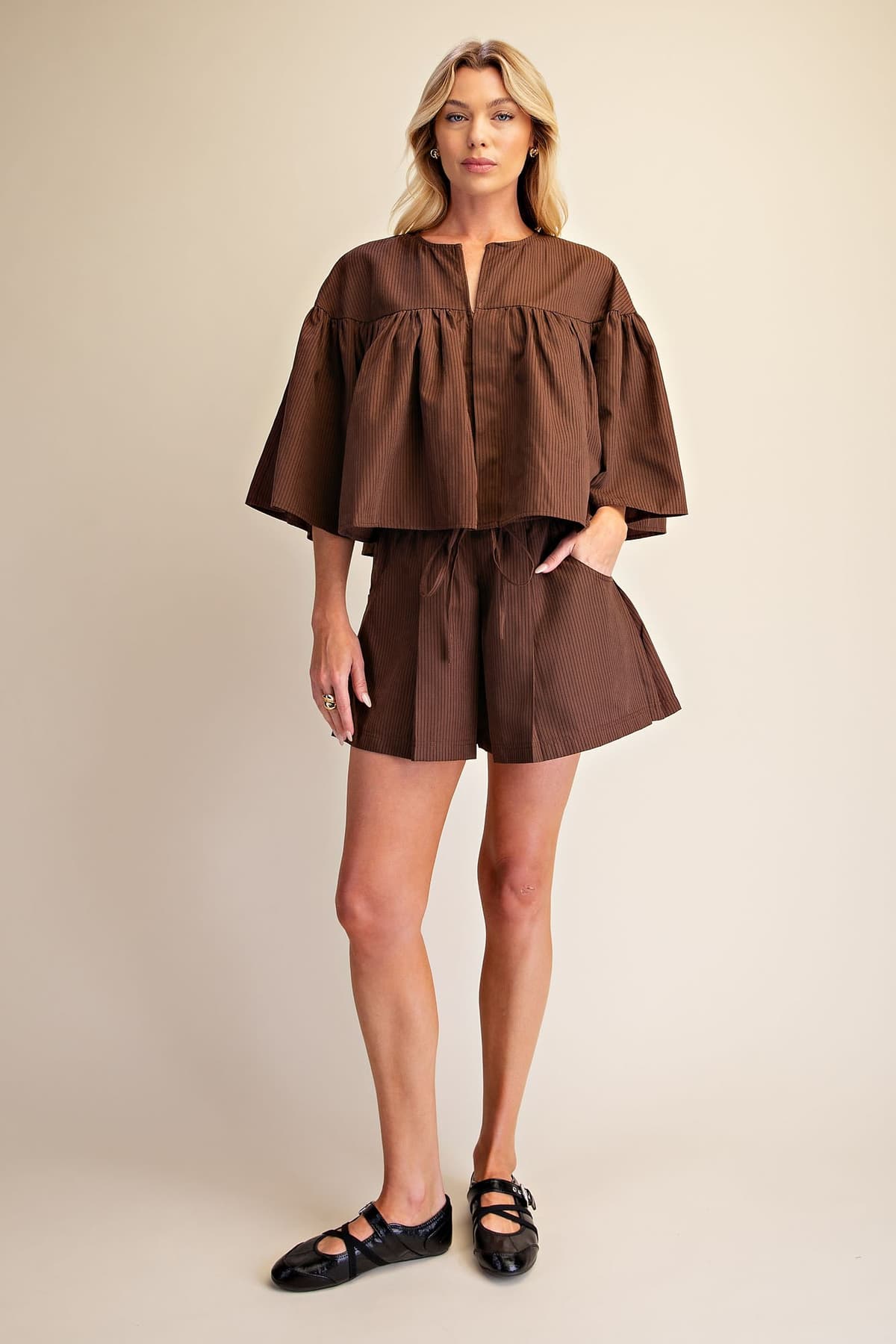 P8418 - BROWN