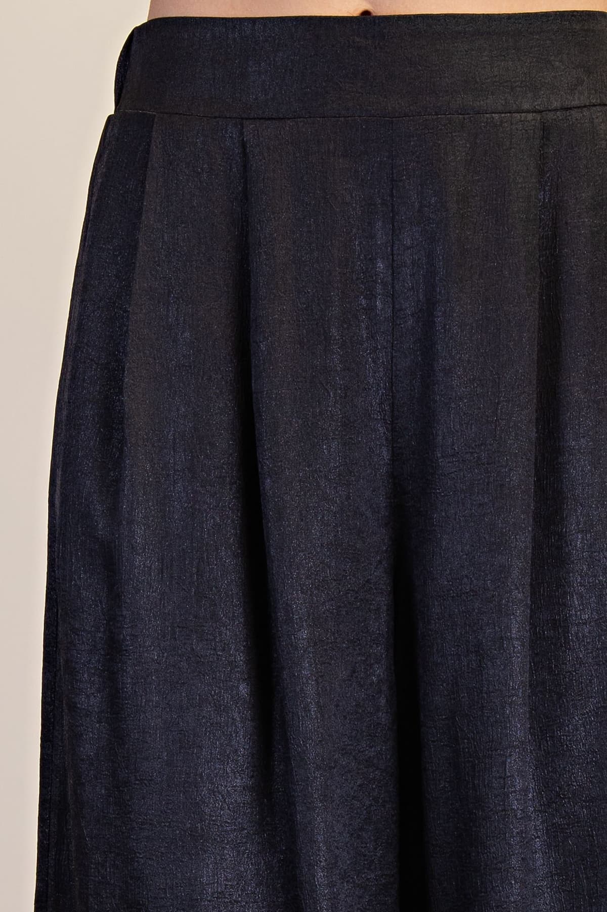 P8452 - BLACK