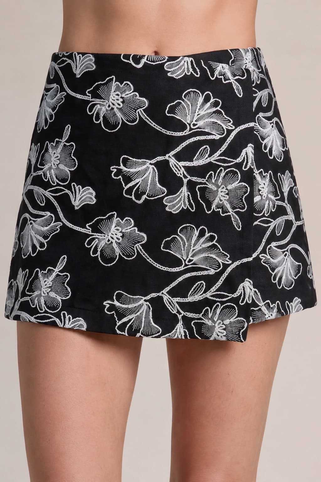 P8475 - BLACK
