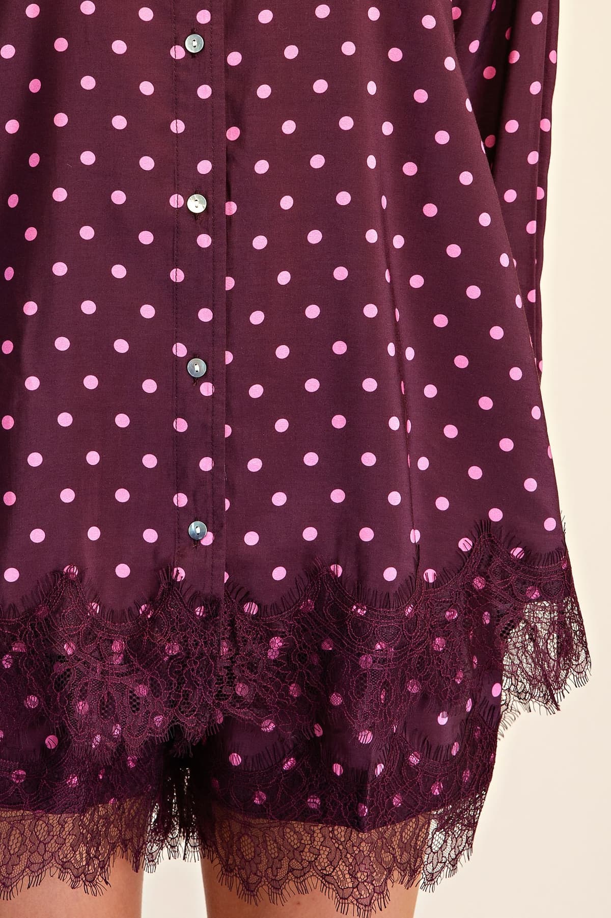 T8453 - PLUM