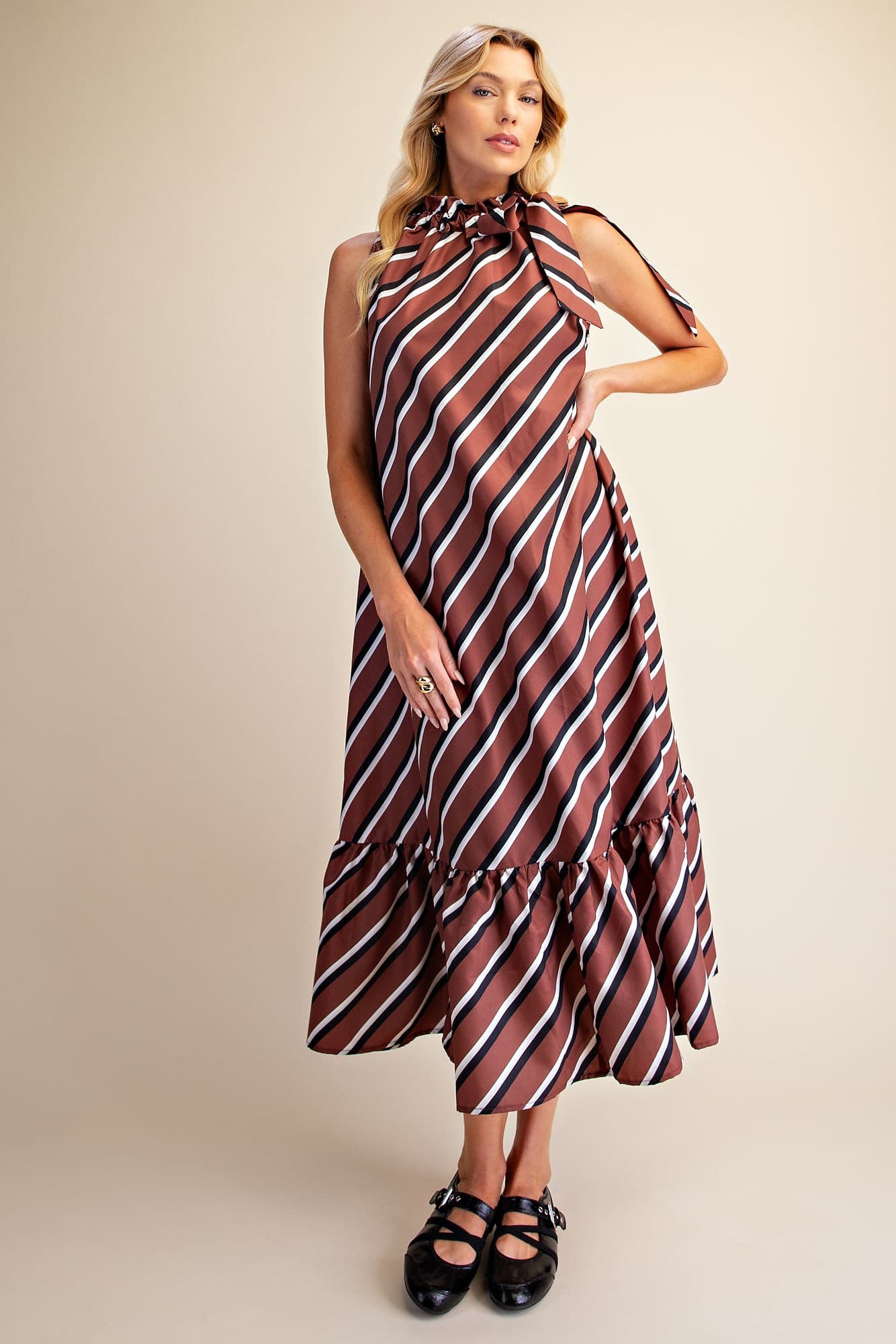 D8497 - BROWN