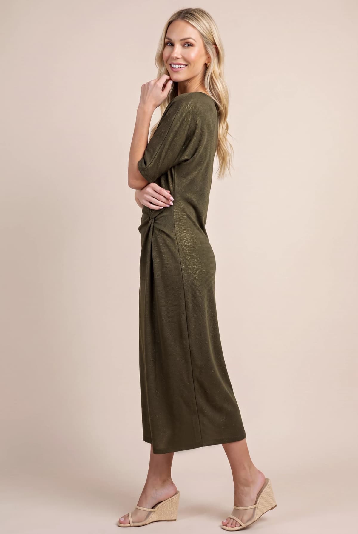 D8458 - OLIVE