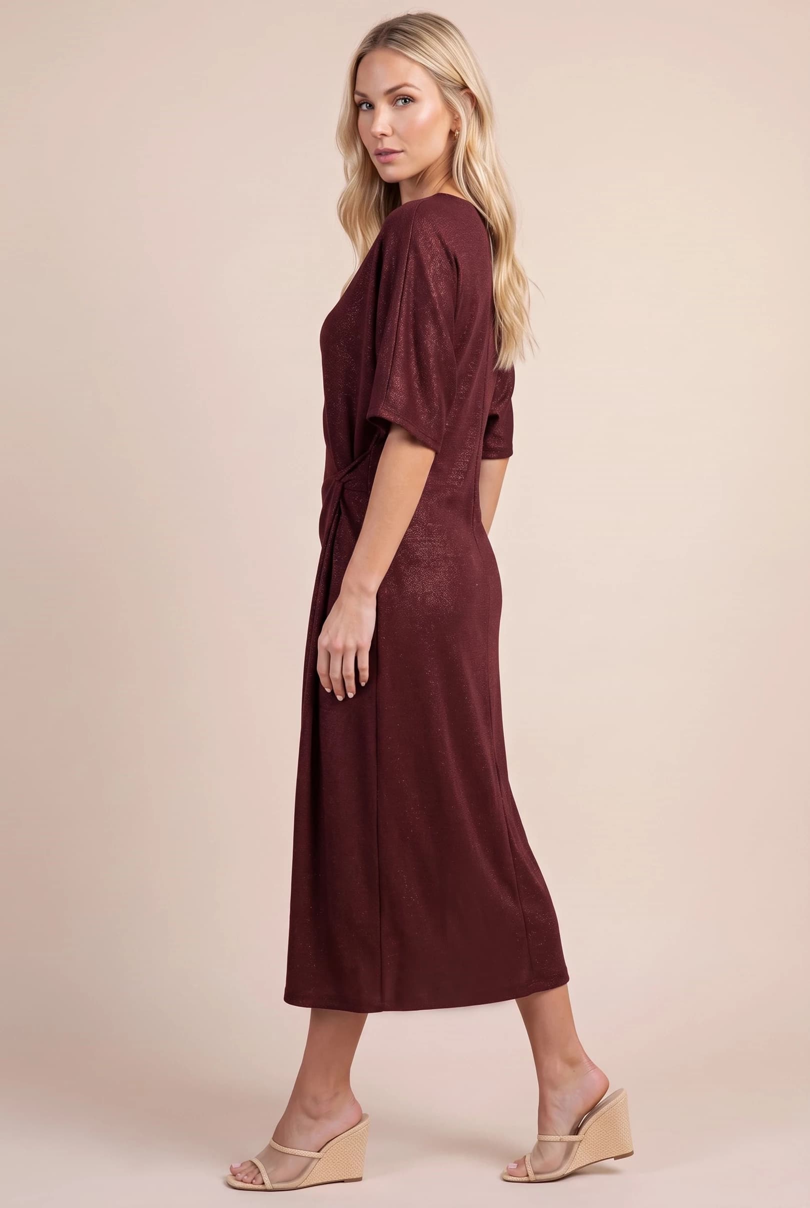D8458 - BURGUNDY