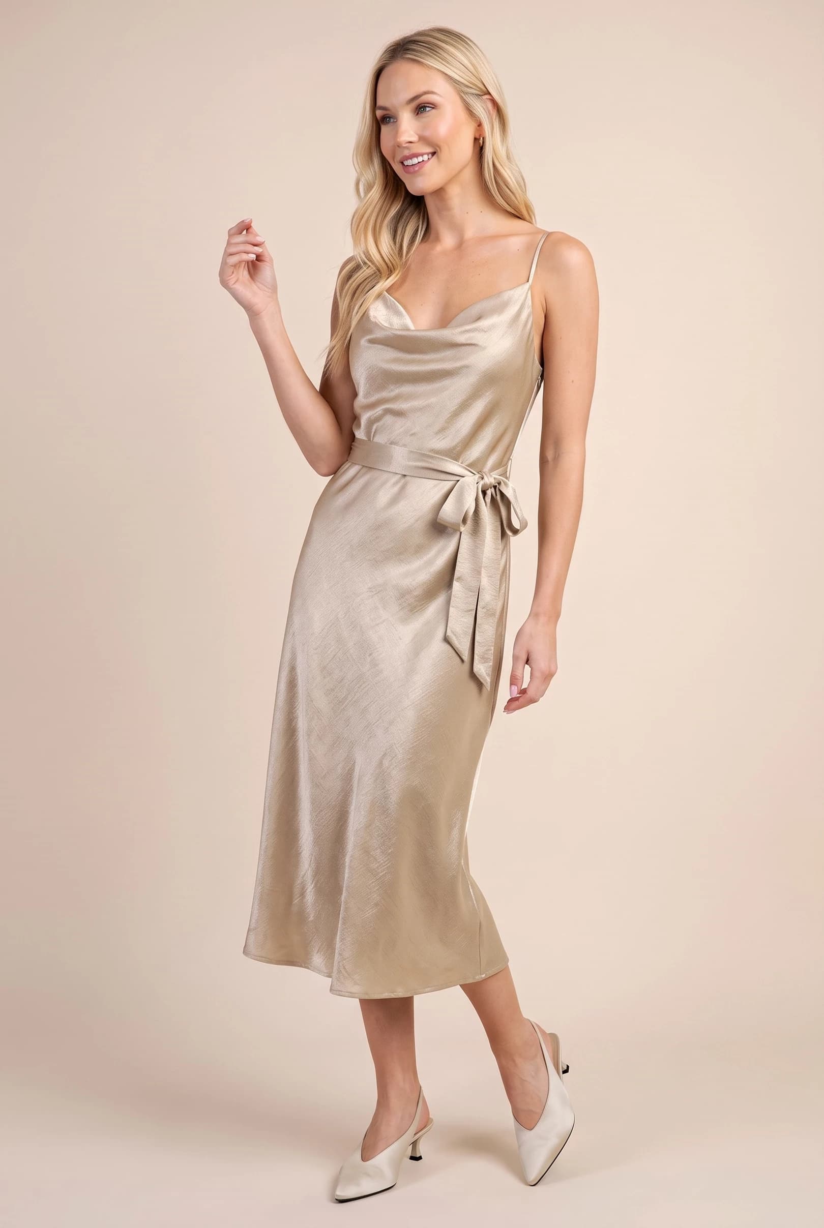 D8512 - CHAMPAGNE