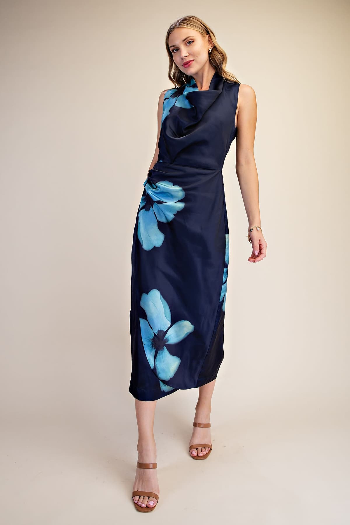 D8457 - NAVY