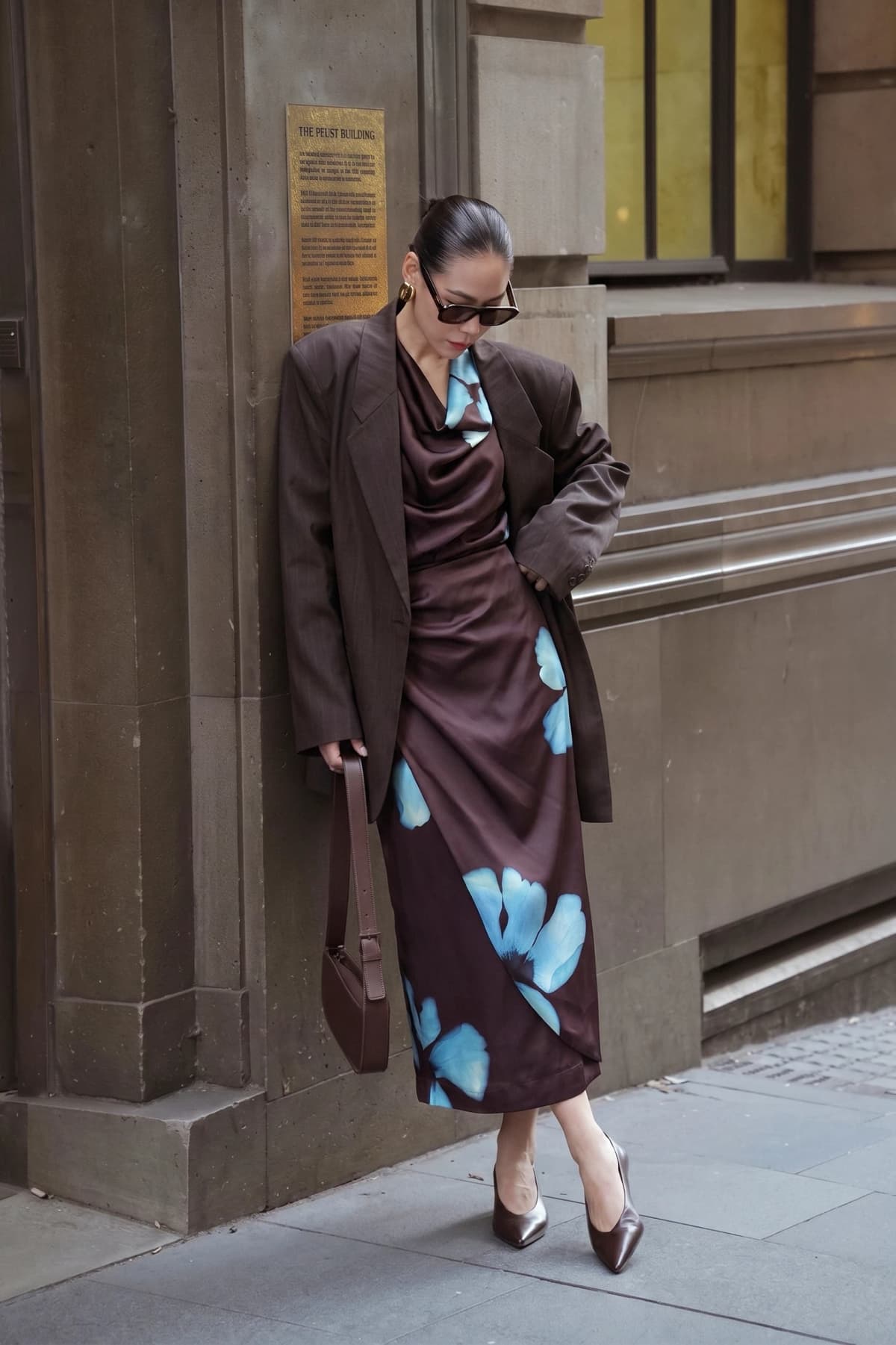 D8457 - BROWN