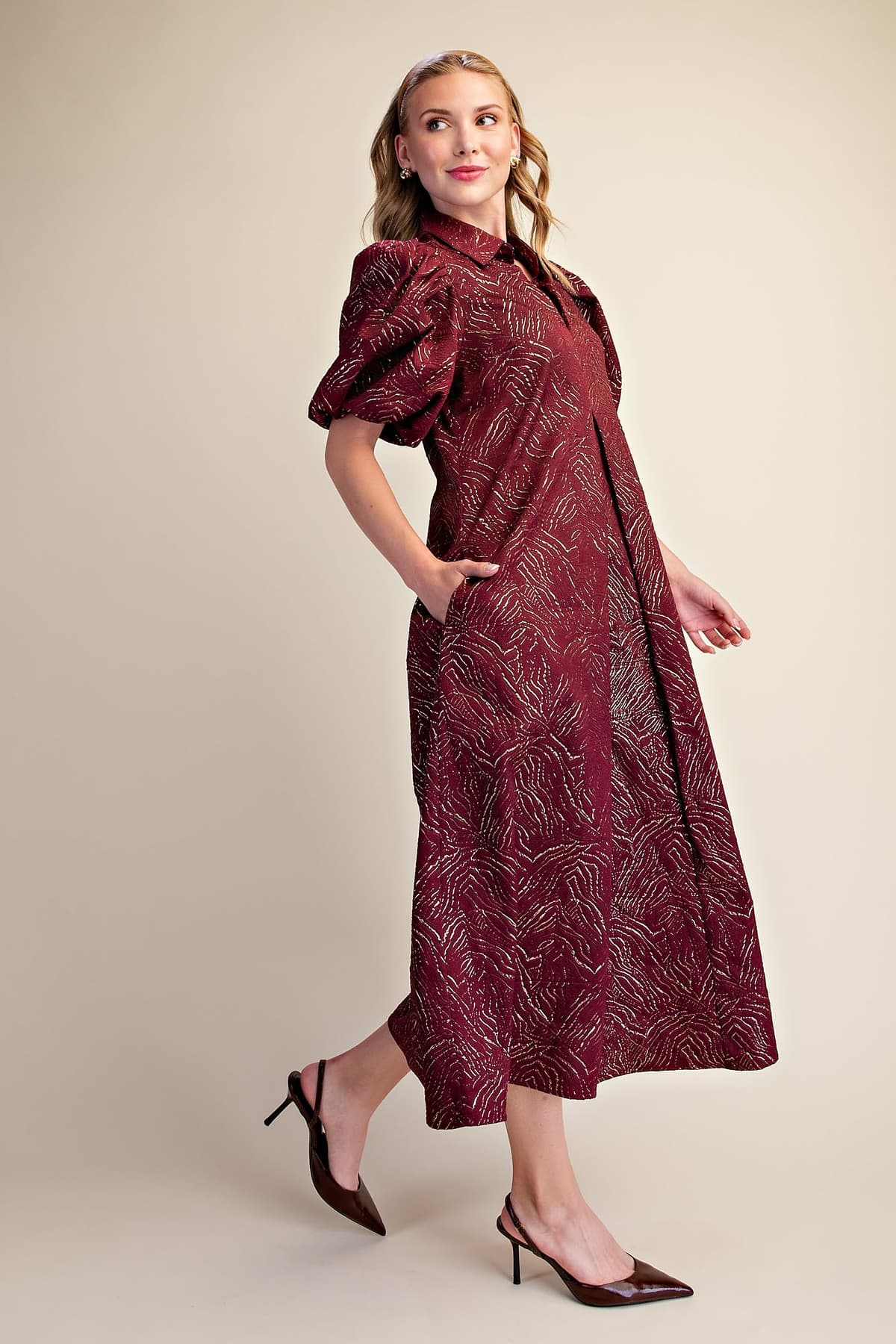 D8485 - BURGUNDY