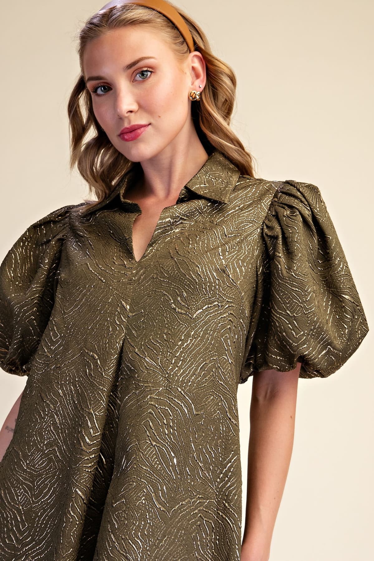 D8485 - OLIVE