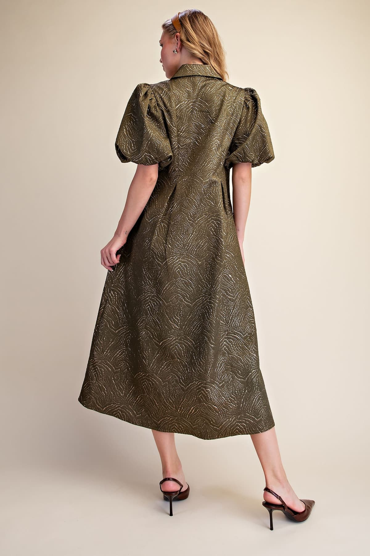 D8485 - OLIVE