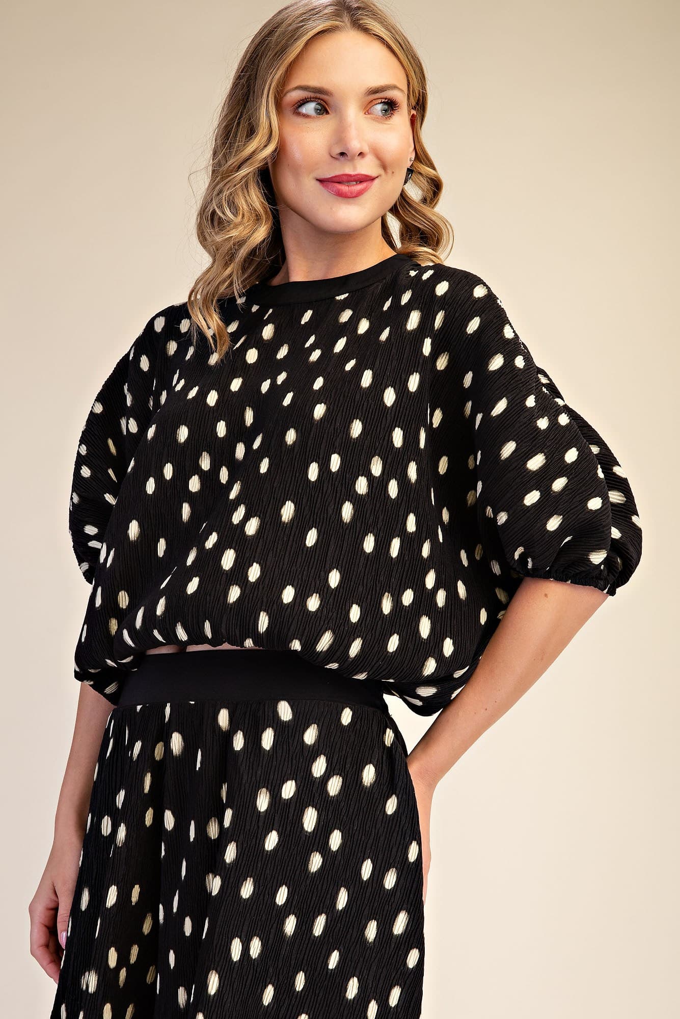 T9330 - BLACK