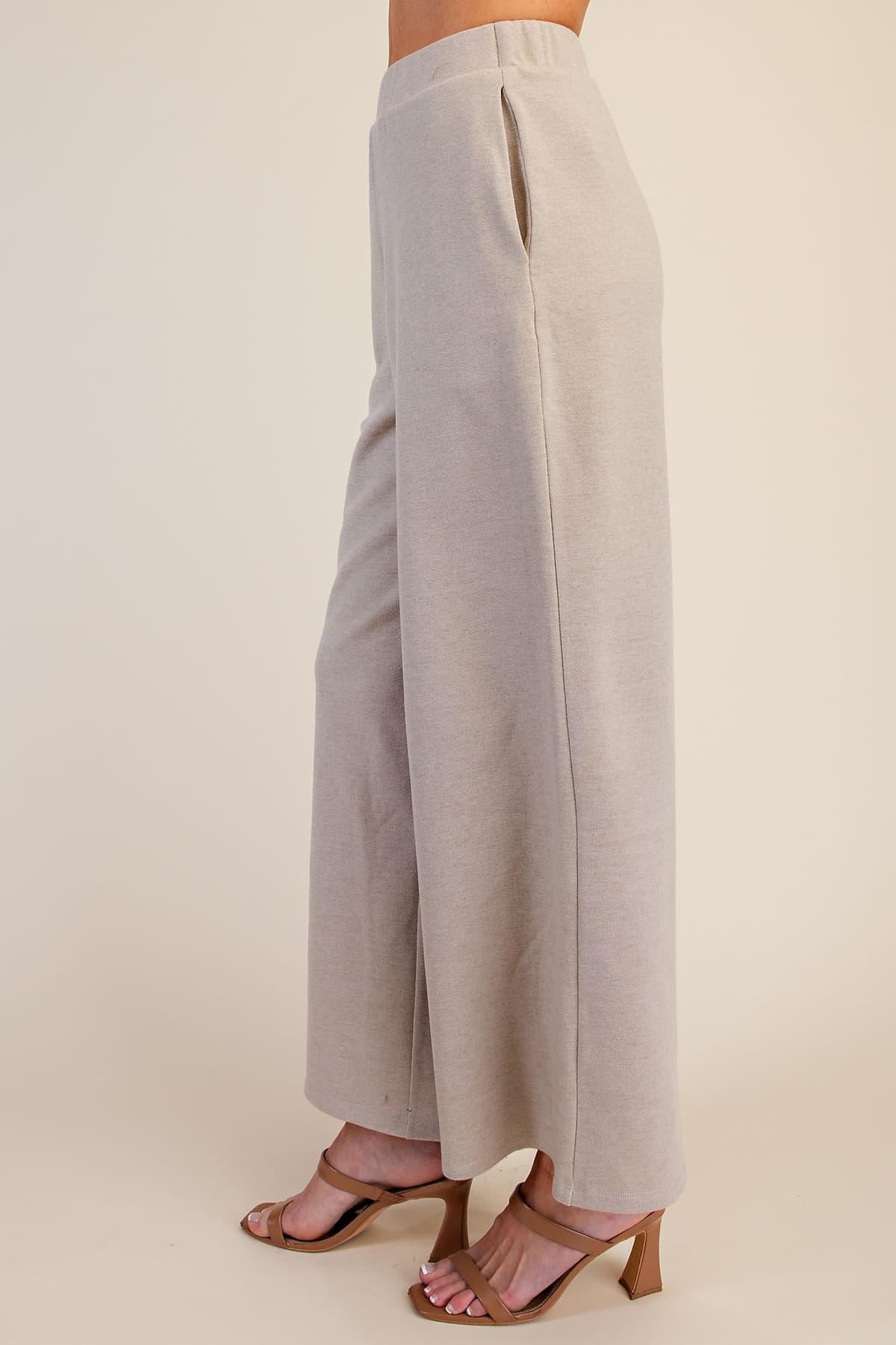 P8282 - BEIGE