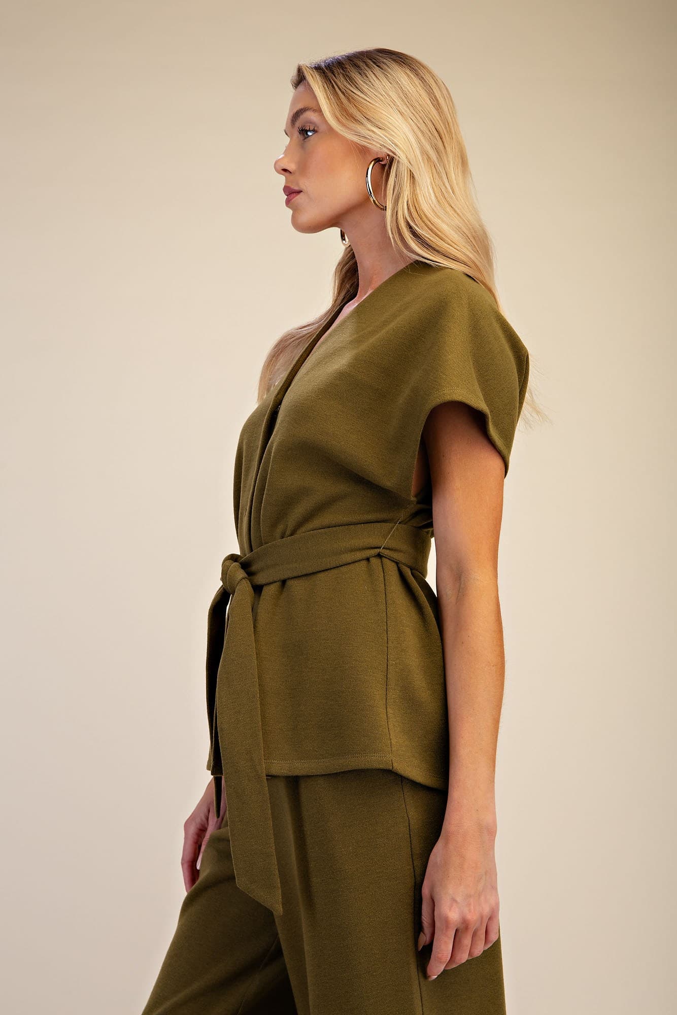 T8281 - OLIVE
