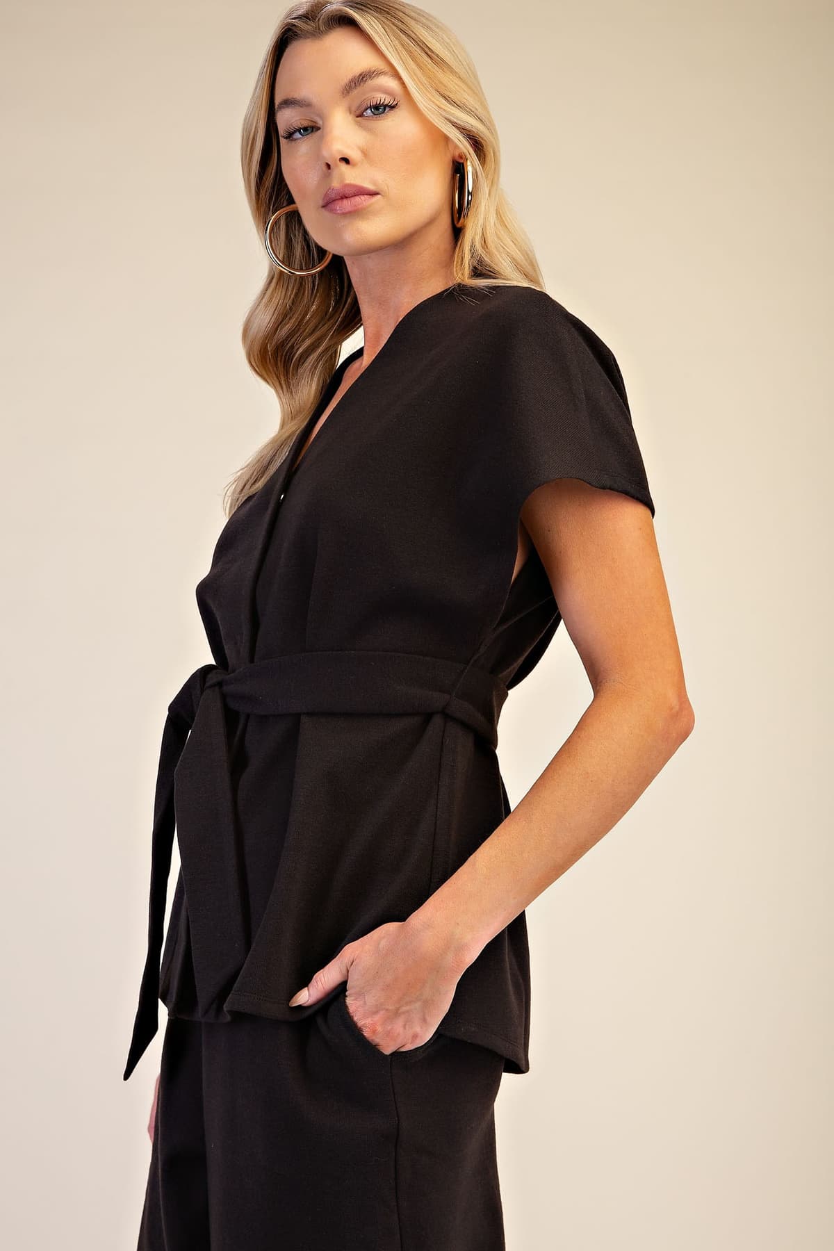 T8281 - BLACK