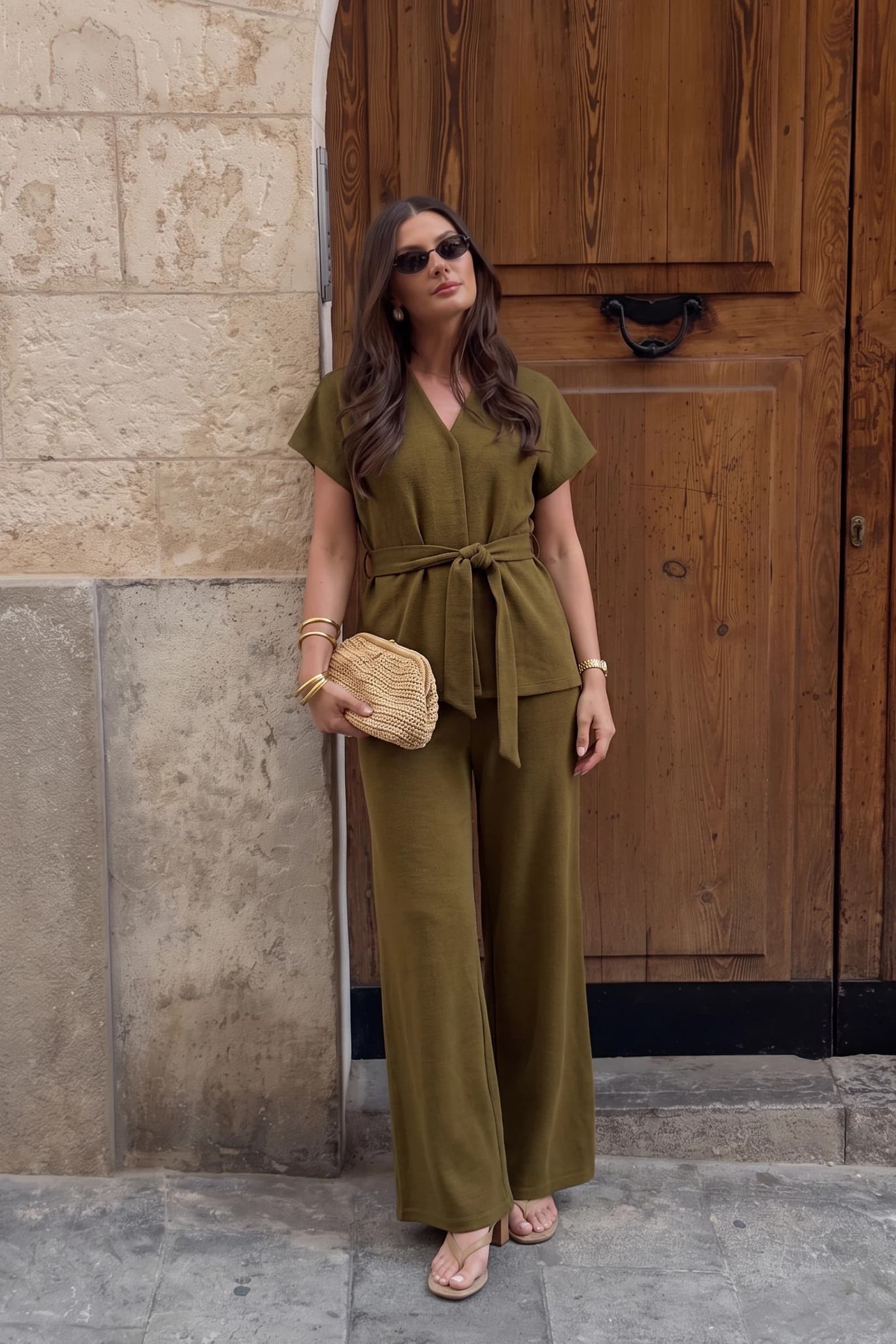 T8281 - OLIVE