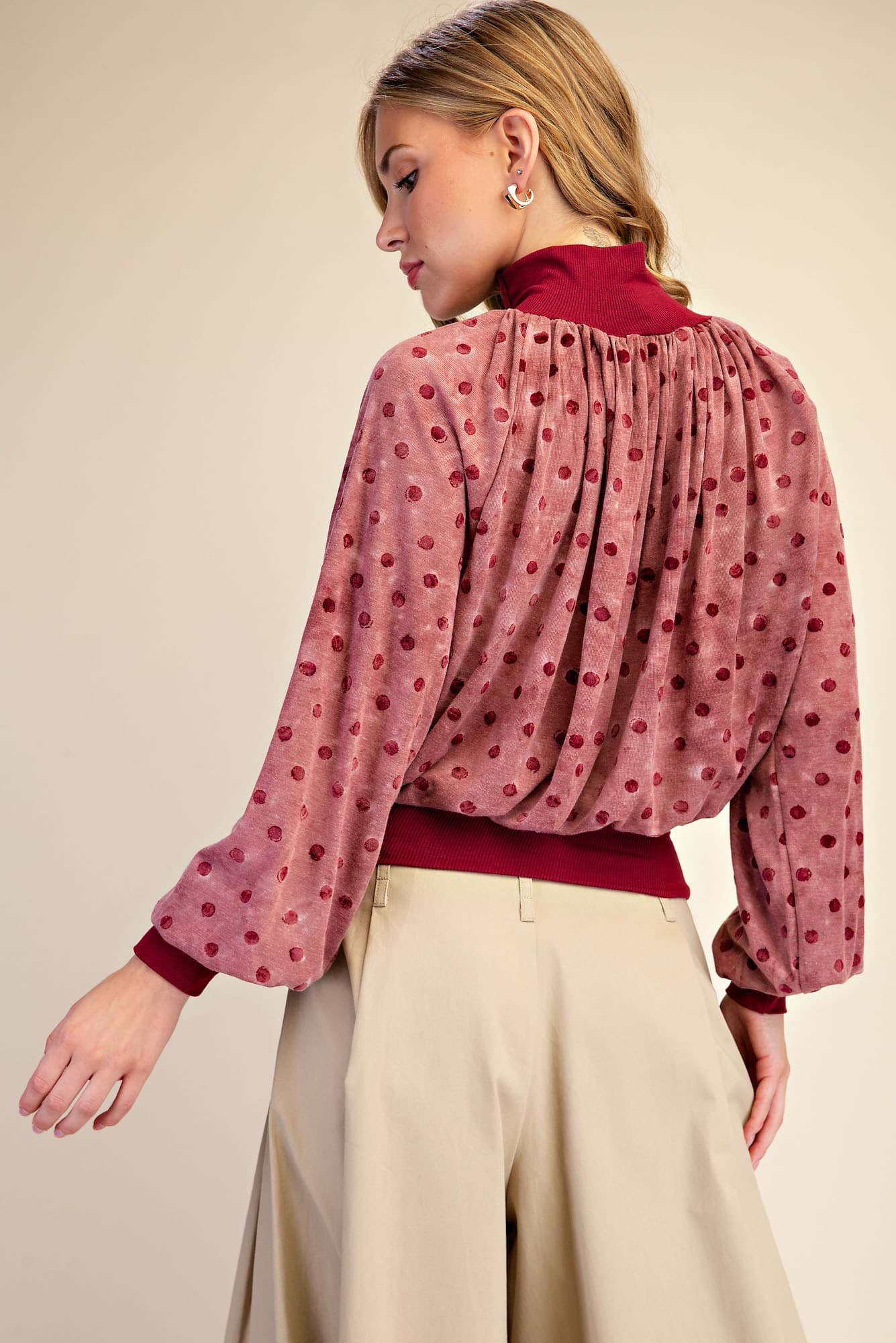 T9322 - BURGUNDY