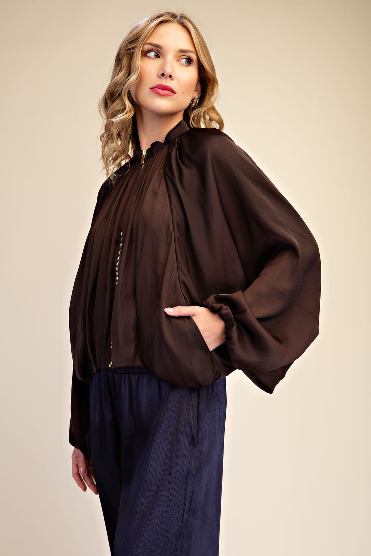 J9375 - BROWN