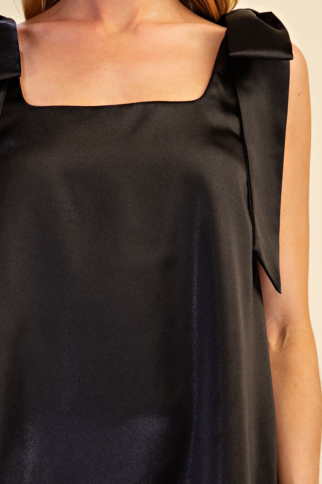 D8540 - BLACK