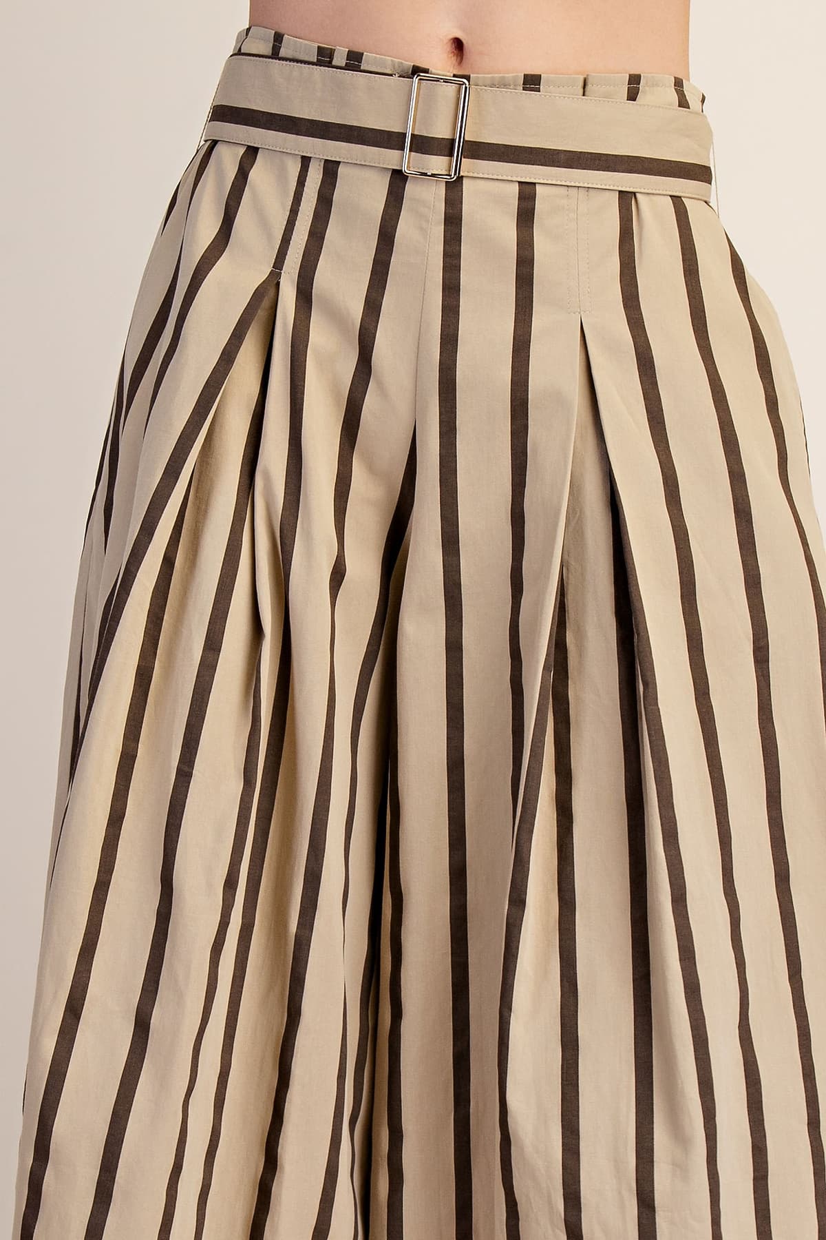 P8434 - TAUPE