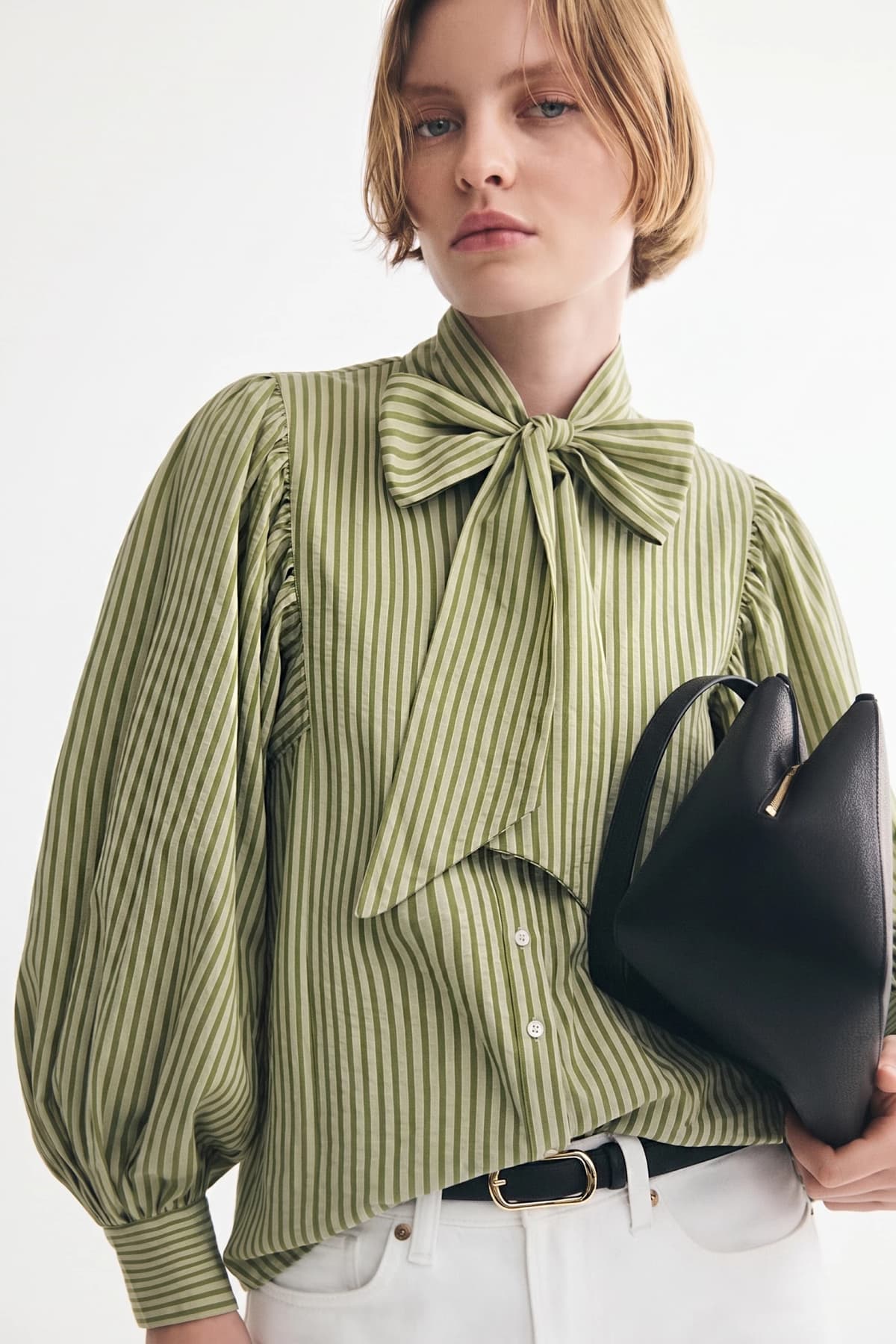 T8543 - LIGHT OLIVE