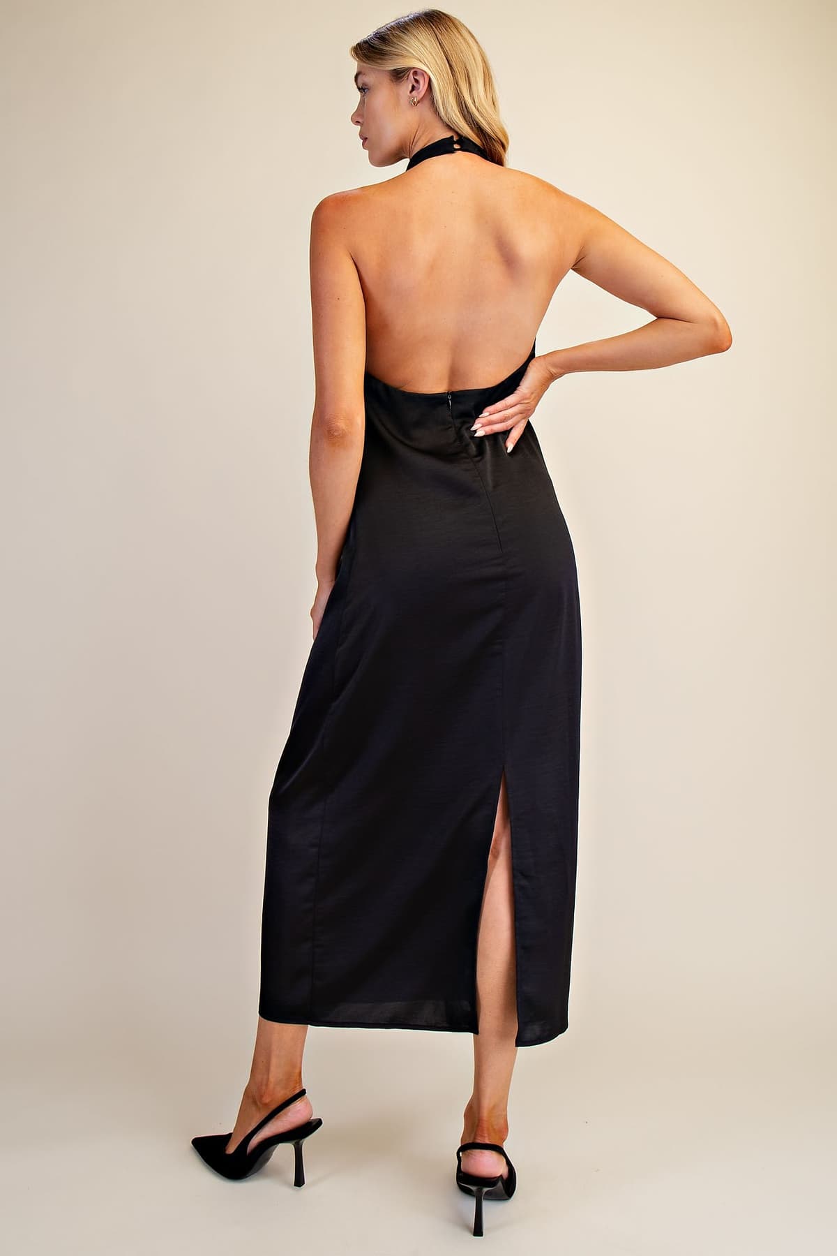 D9389 - BLACK