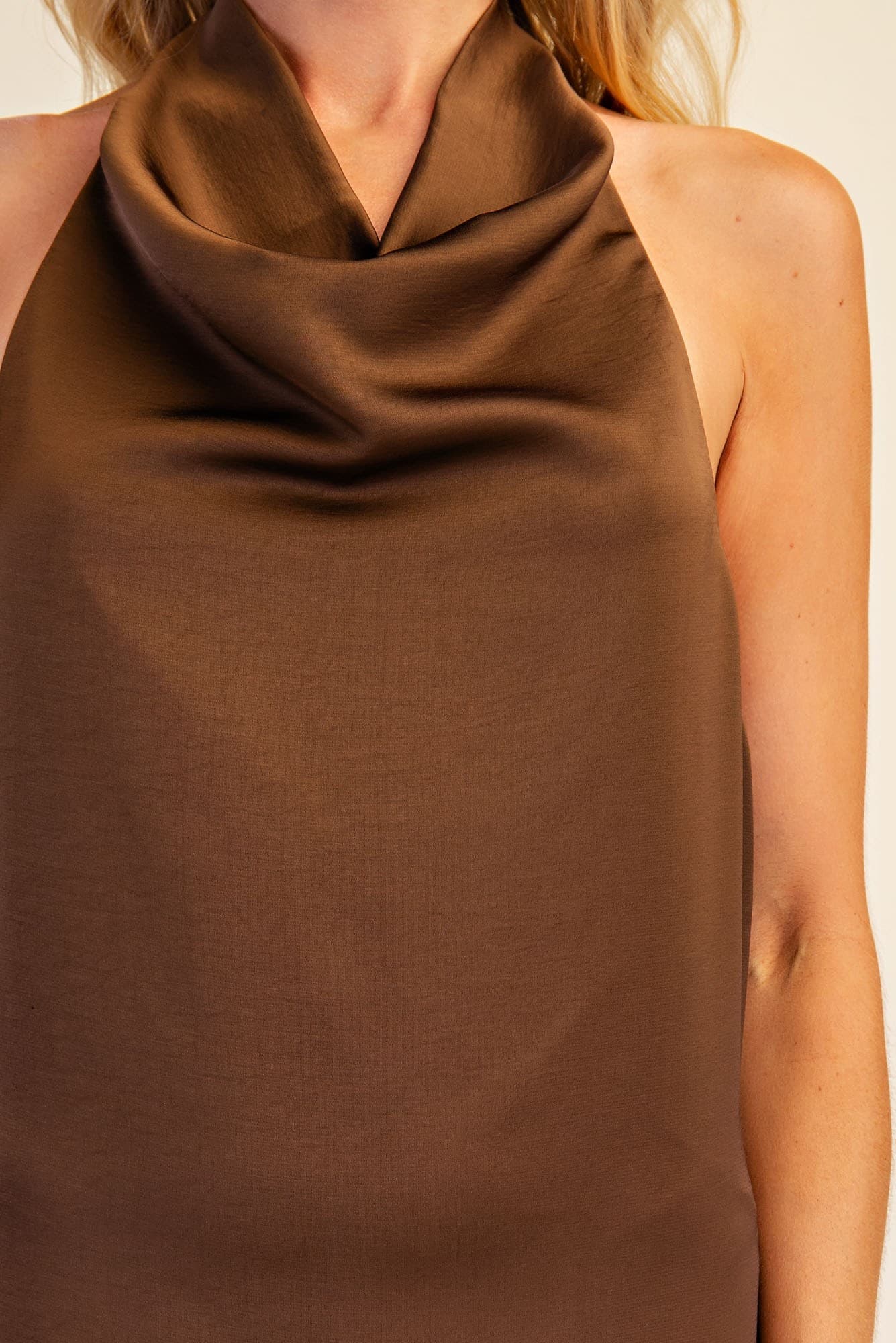 D9389 - BROWN