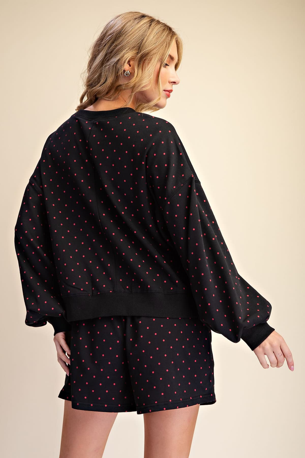 T8539 - BLACK