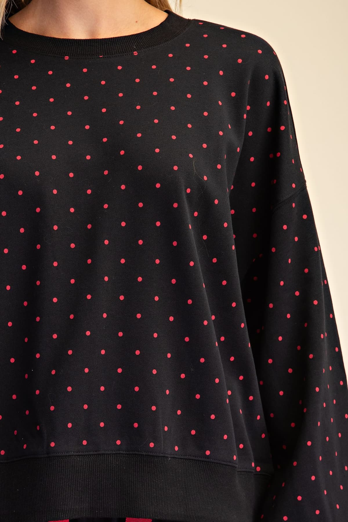T8539 - BLACK