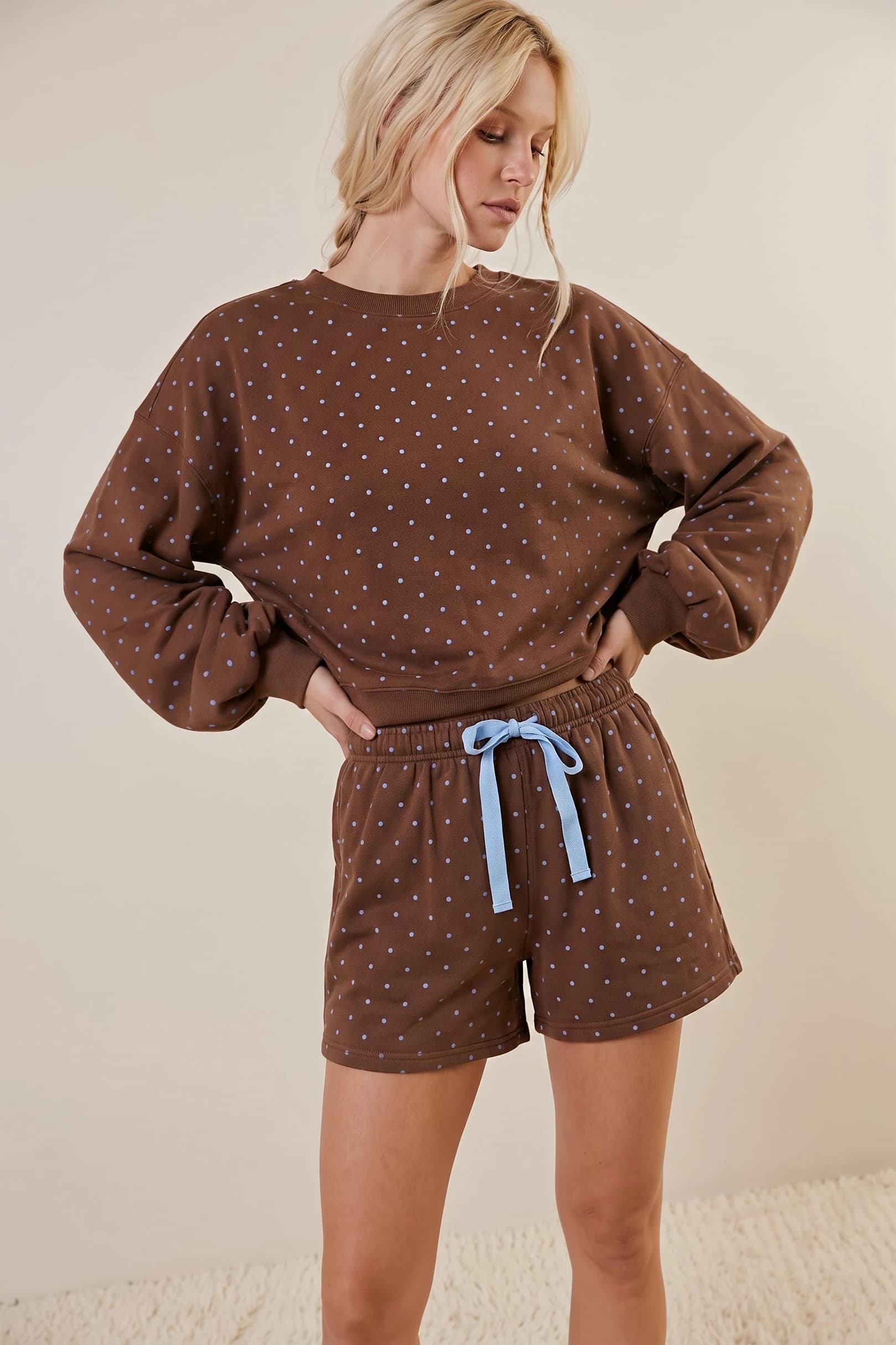 T8539 - BROWN
