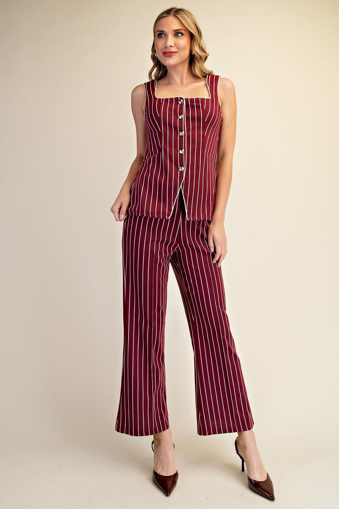P8524 - BURGUNDY