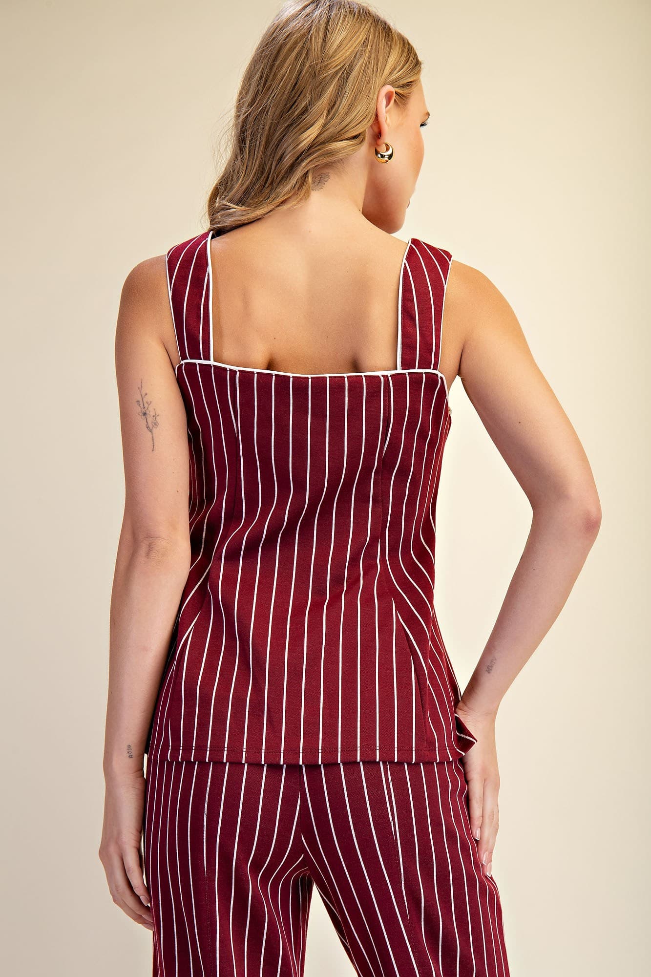 T8523 - BURGUNDY
