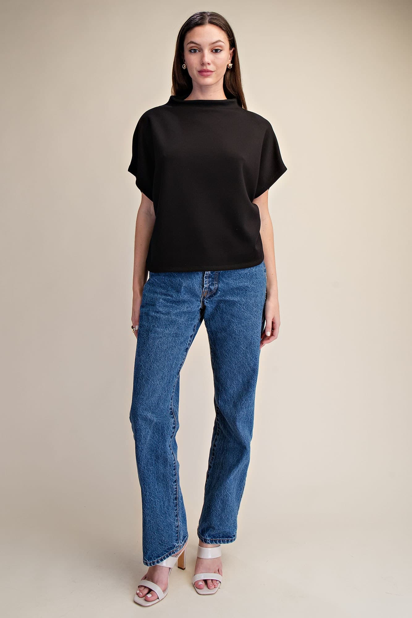 T8572 - BLACK