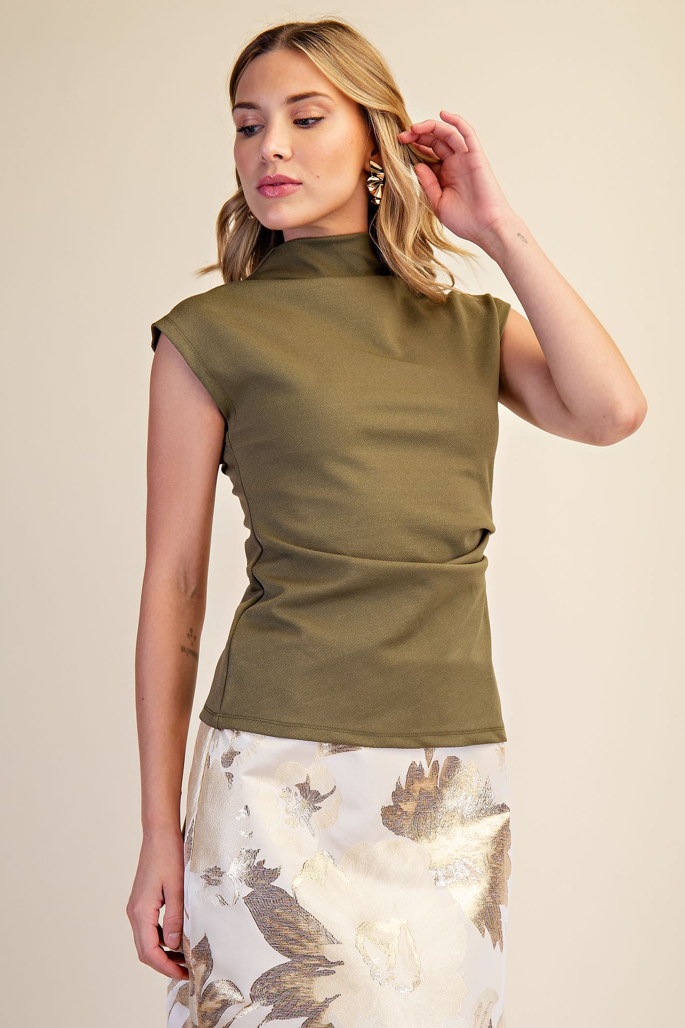 T9538 - OLIVE
