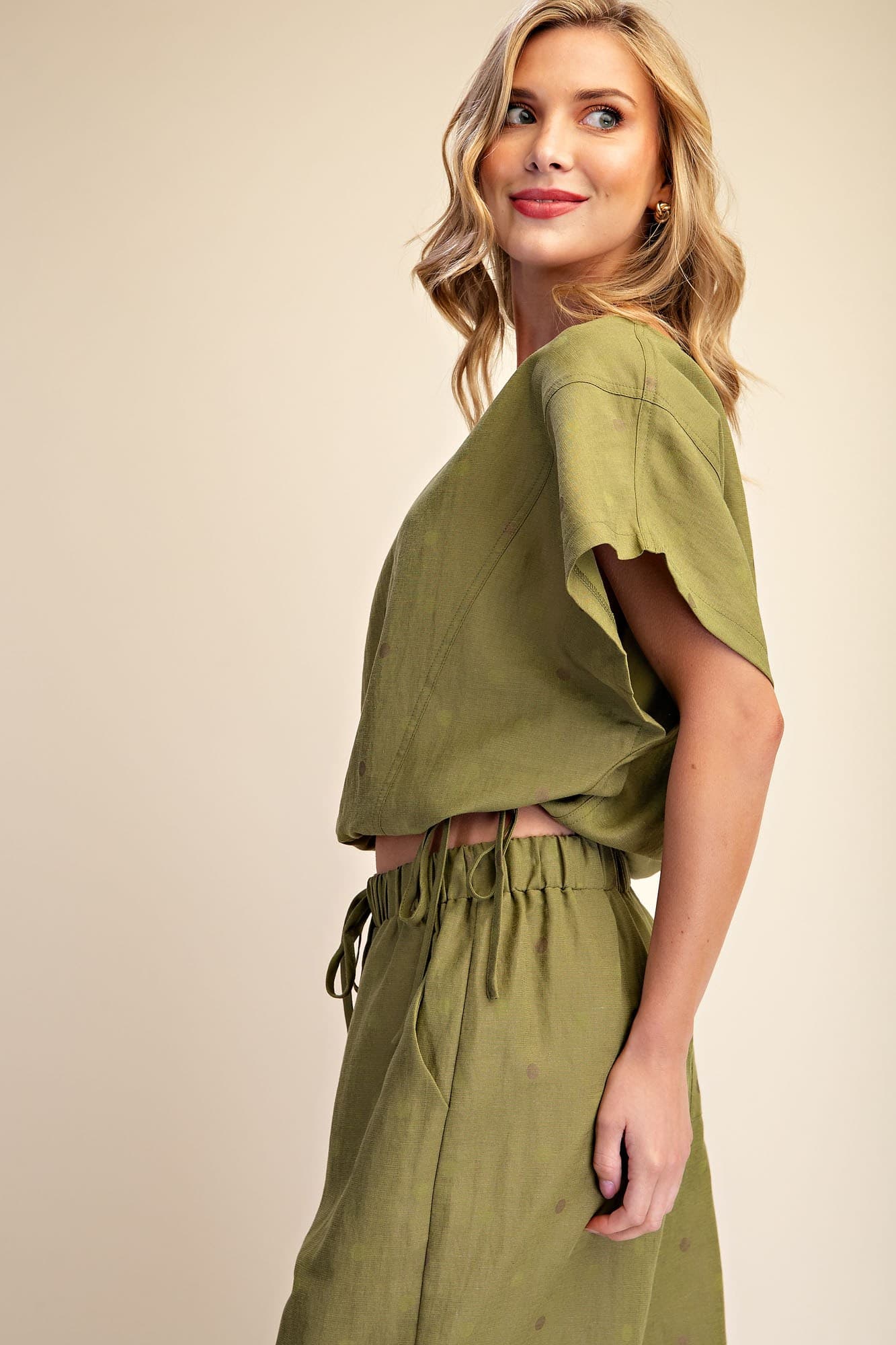 T8544 - OLIVE