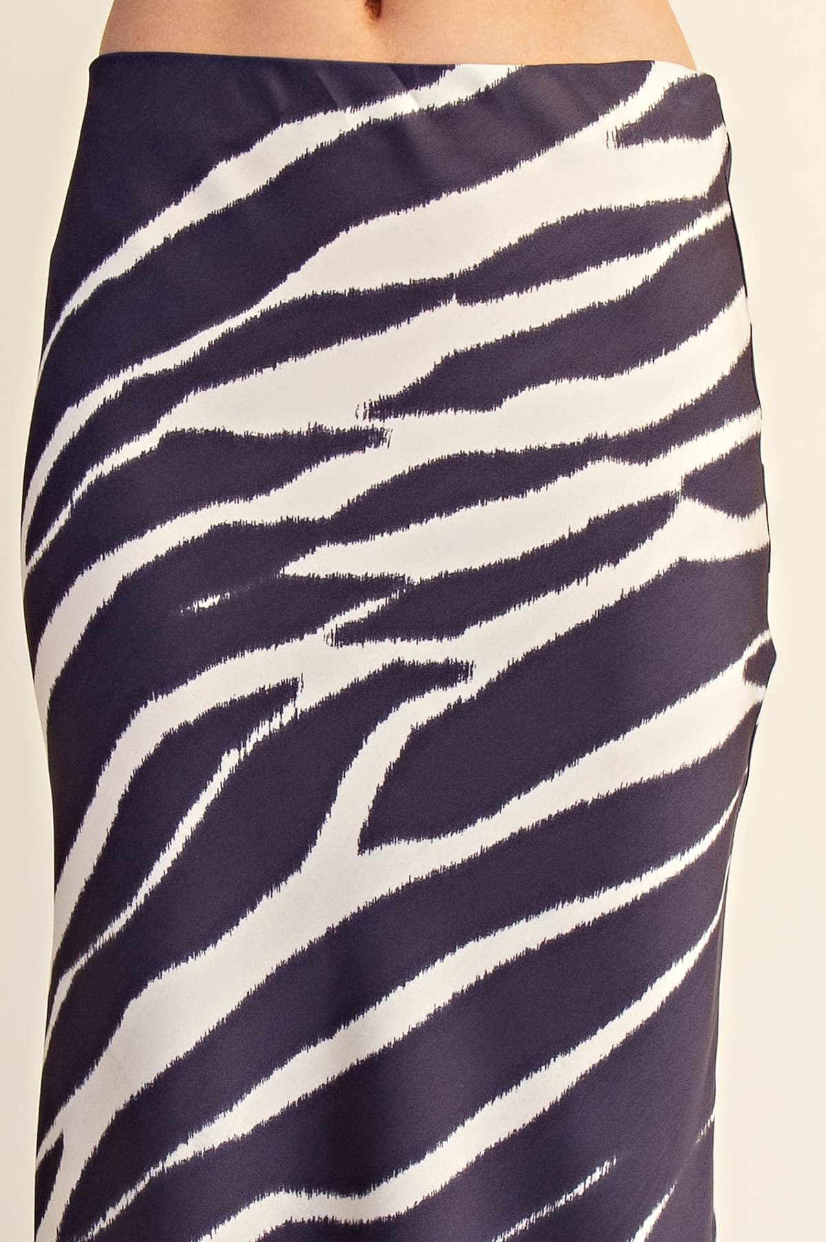 S9511 - BLACK