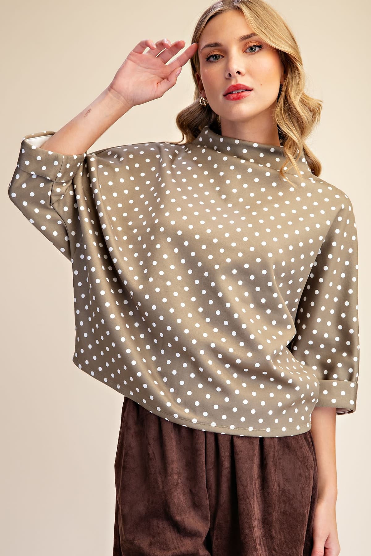T9528 - OLIVE