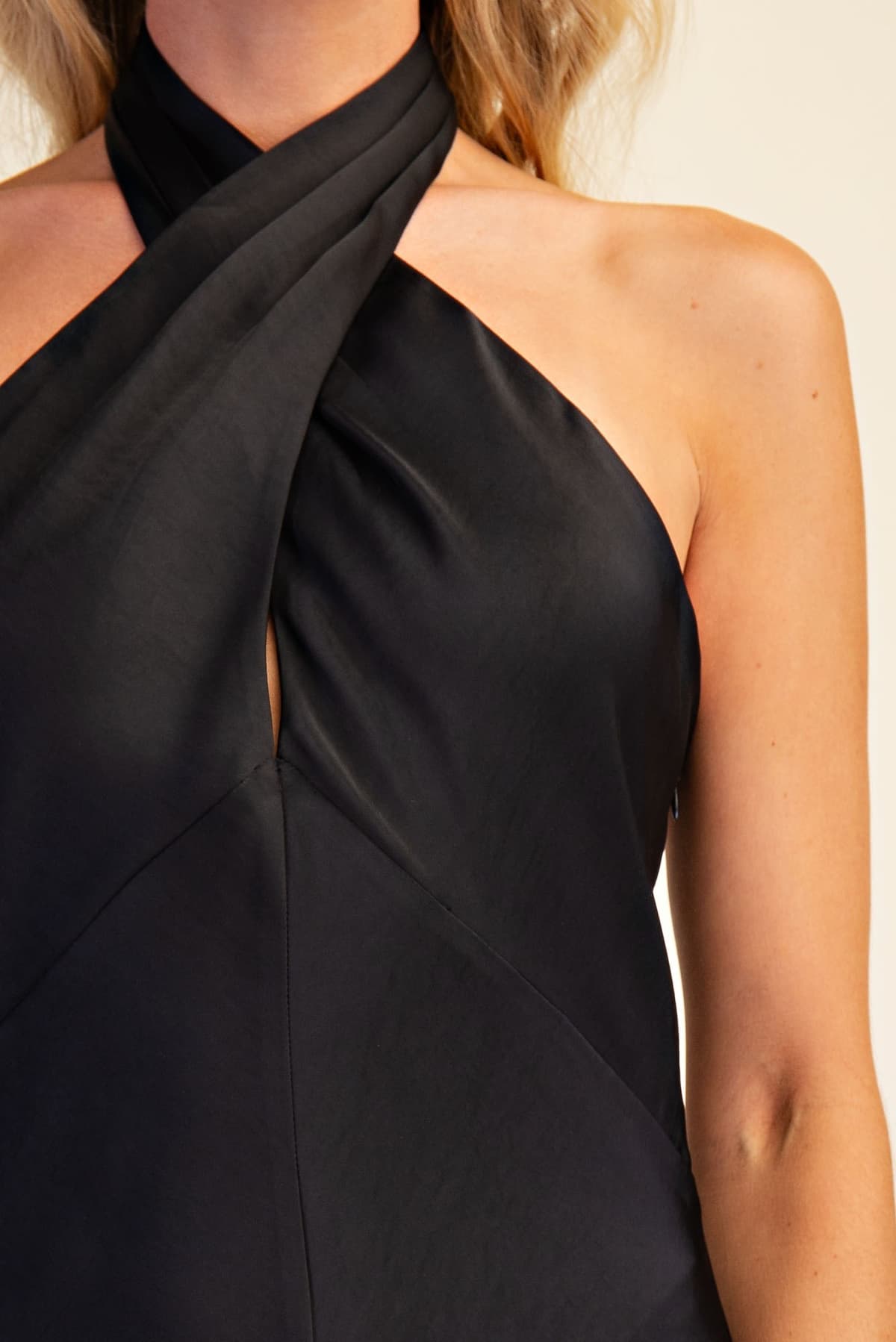 D9399 - BLACK