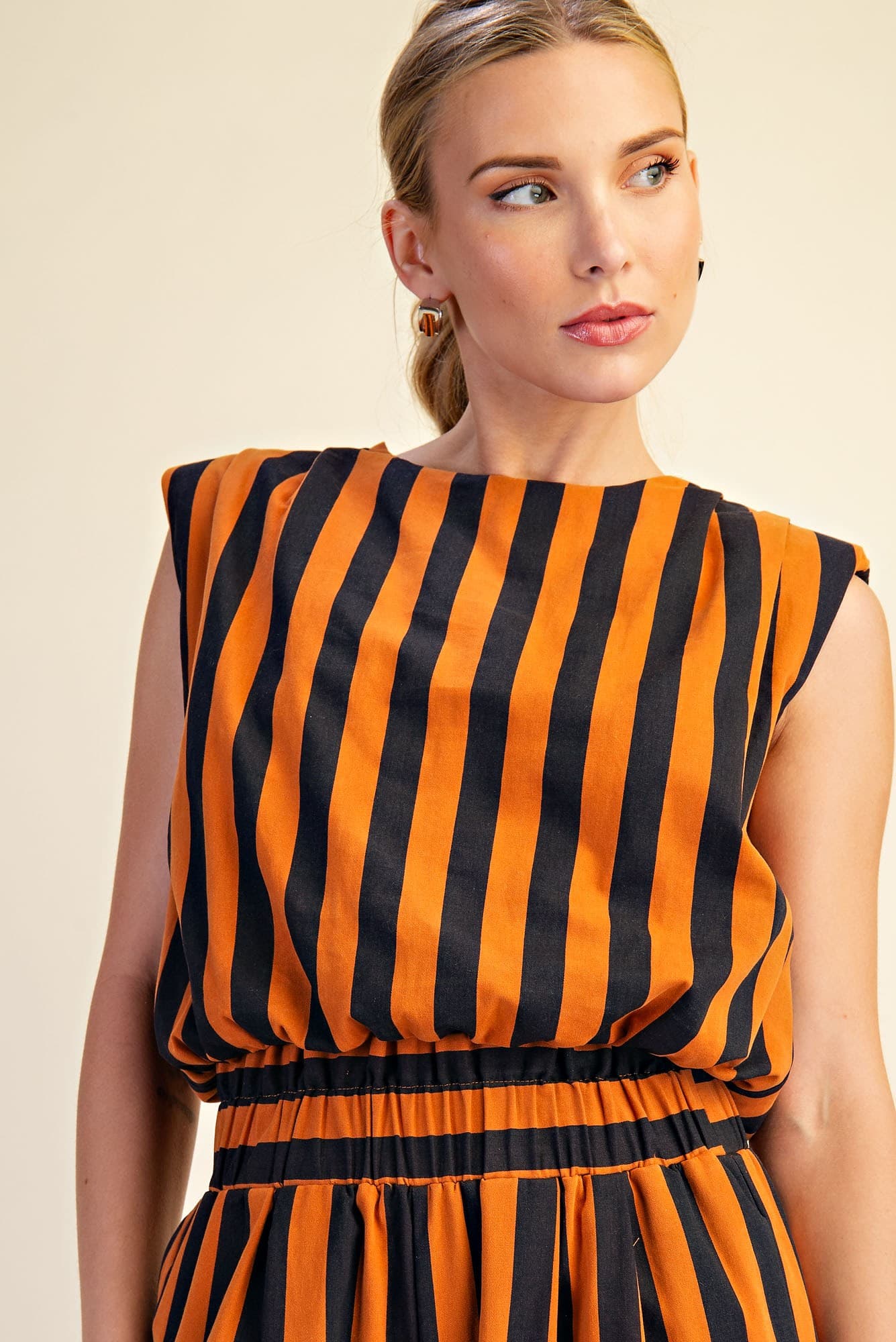 T9428 - BURNT ORANGE