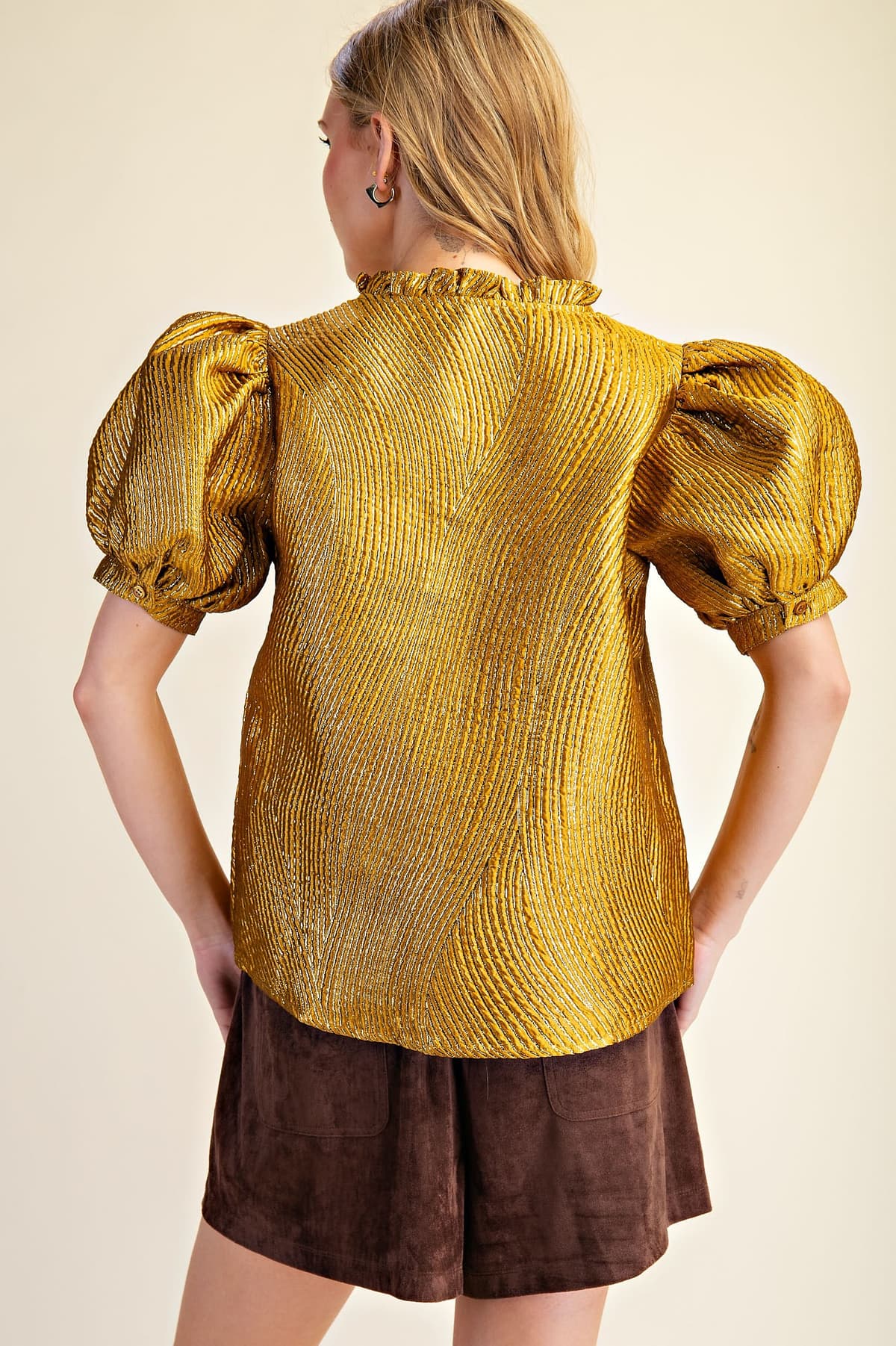 T8582 - GOLD