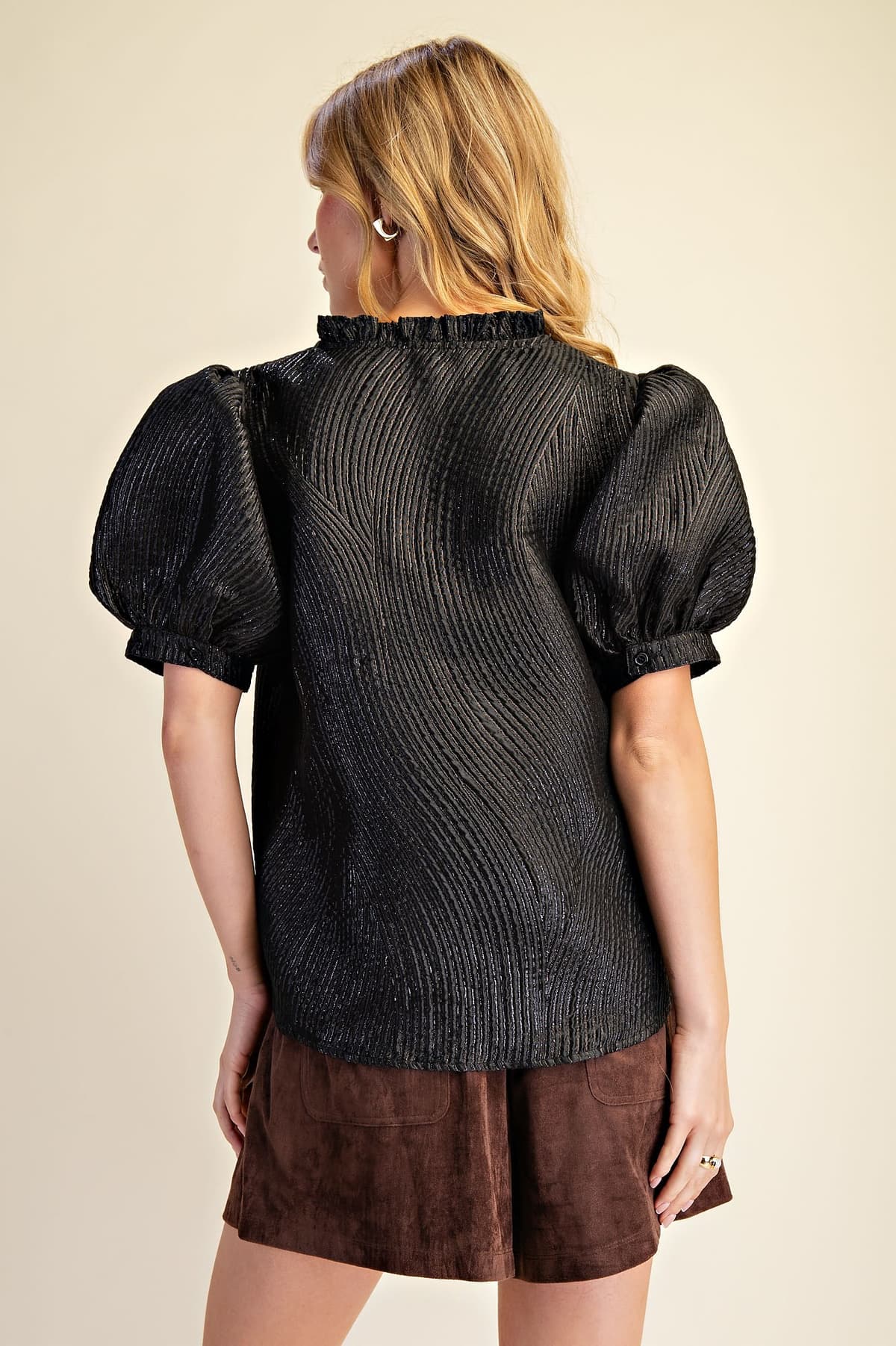 T8582 - BLACK