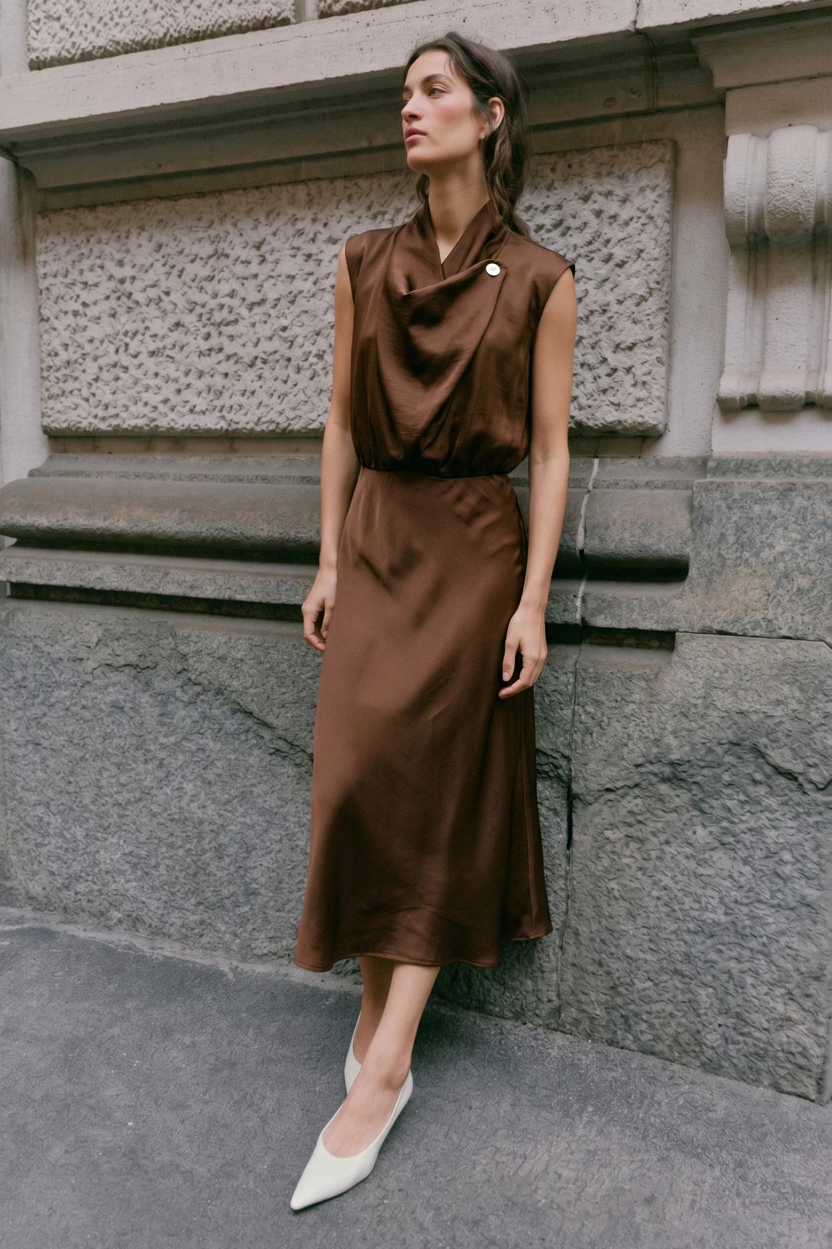 D8553 - BROWN