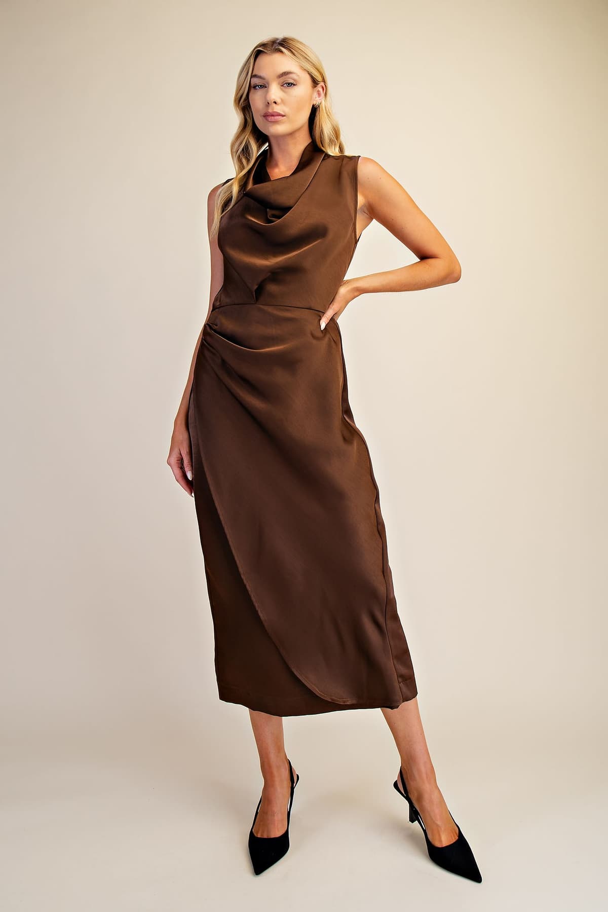 D8566 - BROWN
