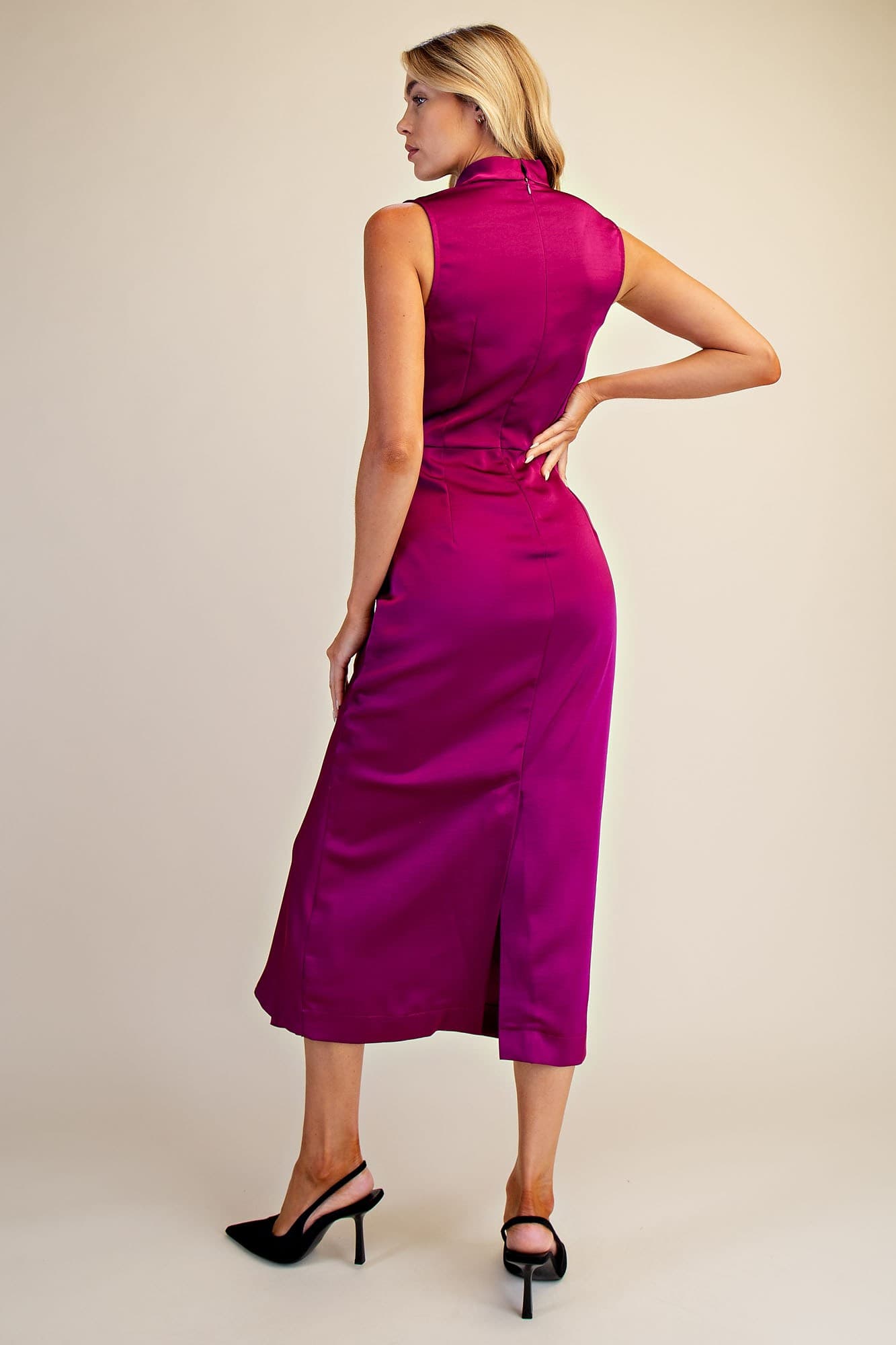 D8566 - PLUM